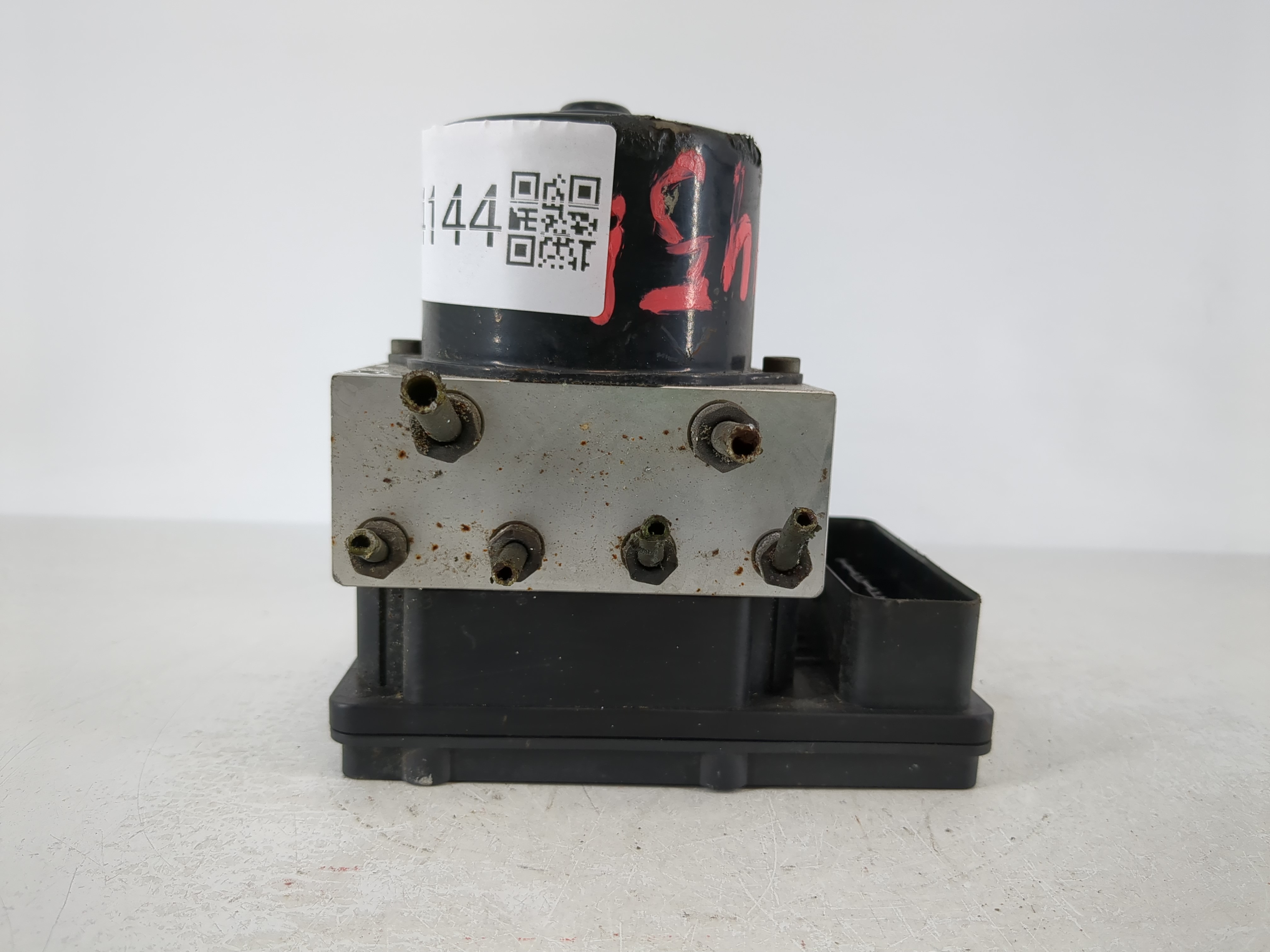 Picture of 2004-2011 Nissan Titan Abs Pump Control Module 1104144