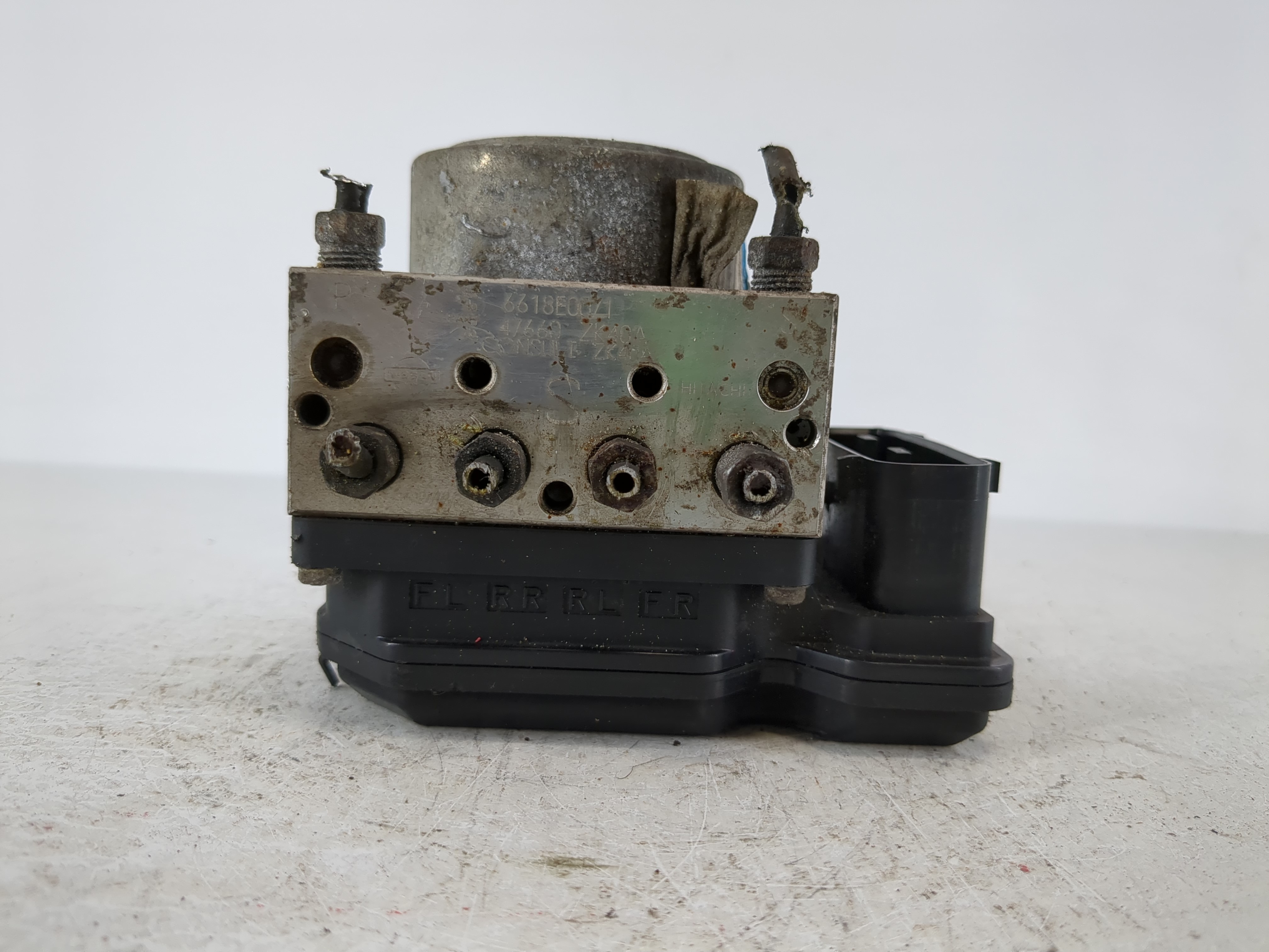 Picture of 2007-2008 Nissan Maxima Abs Pump Control Module 1104180