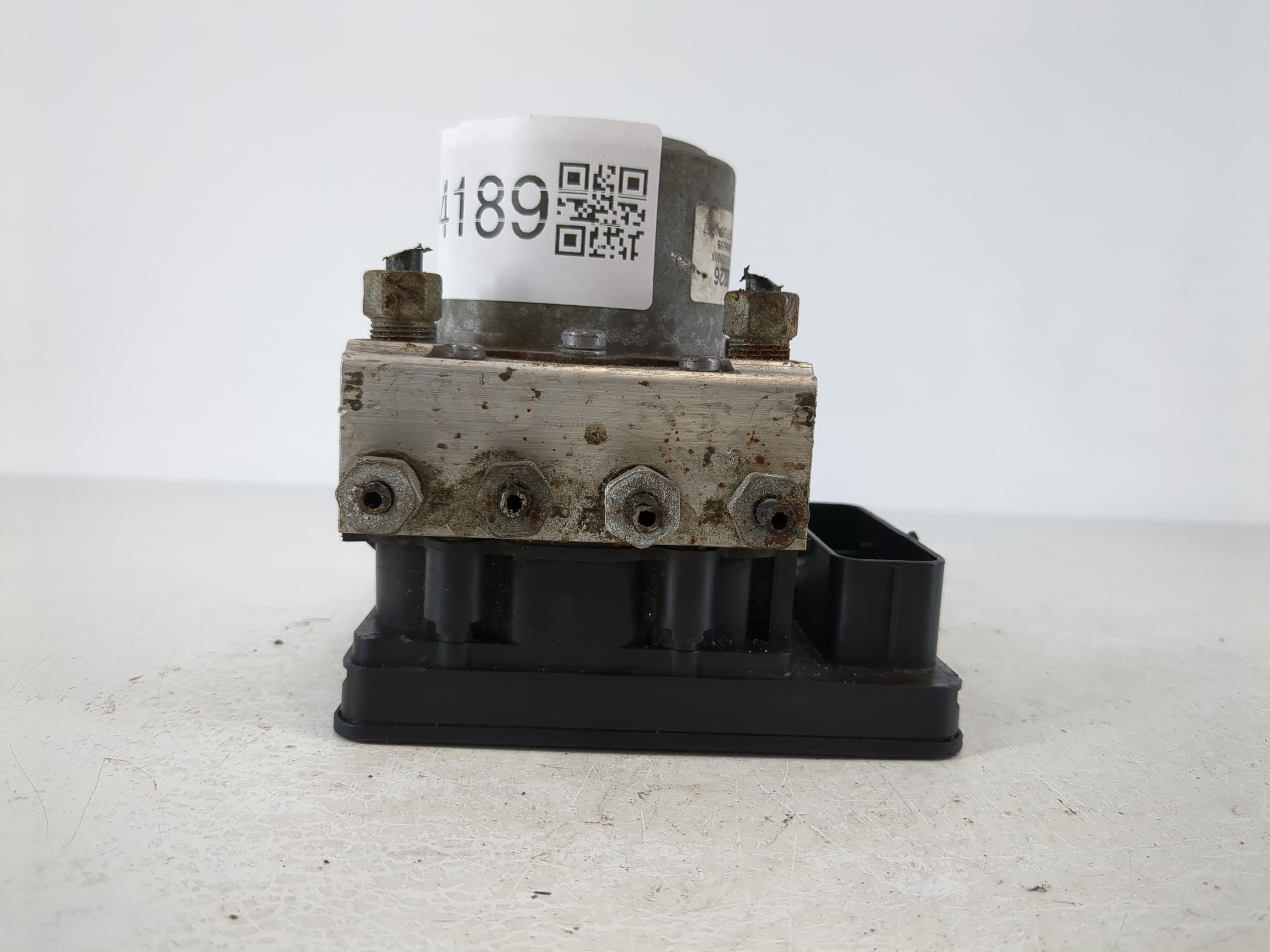 Picture of 2017-2020 Chevrolet Impala Abs Pump Control Module 1104189