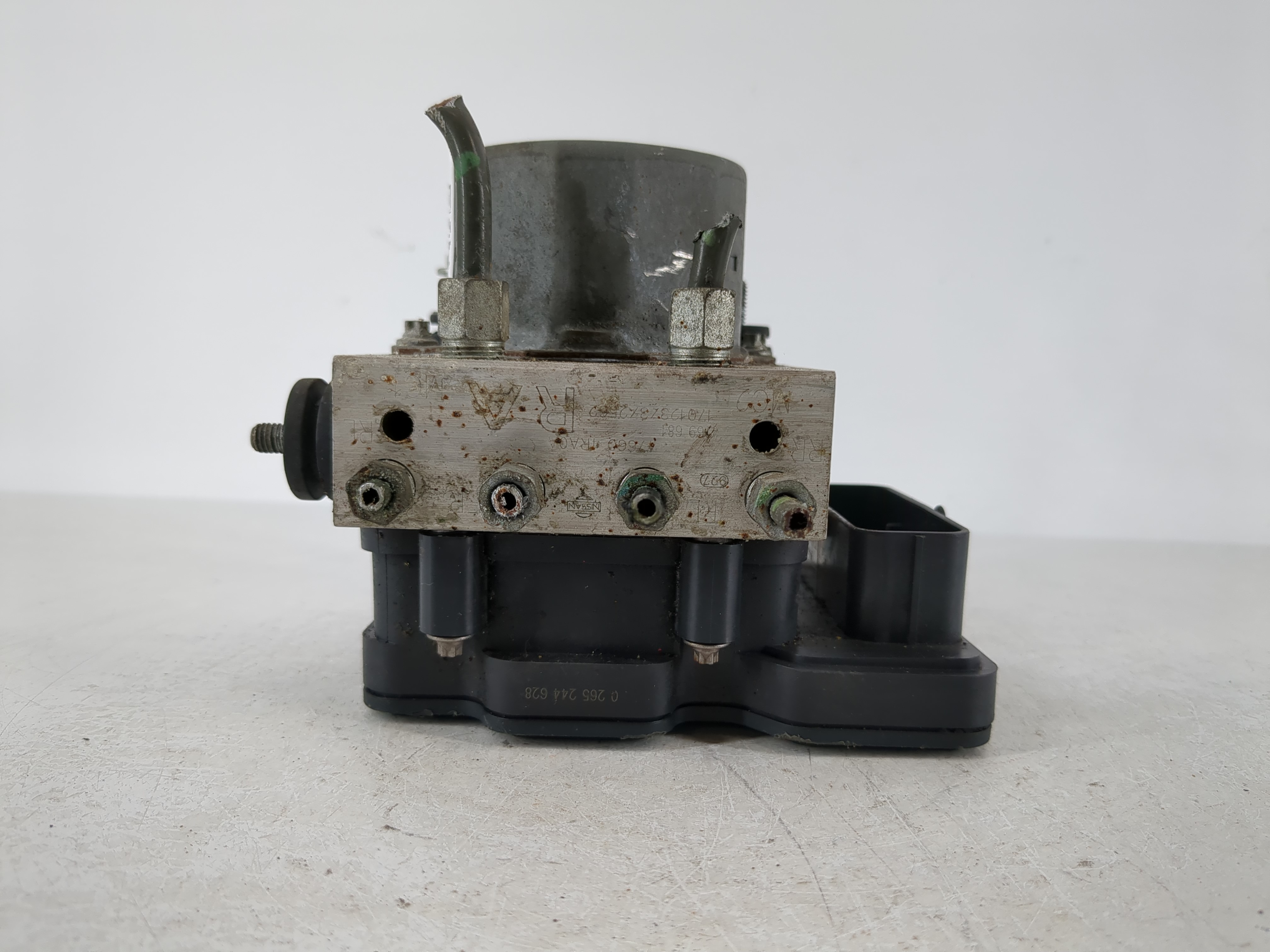 Picture of 2016-2017 Nissan Maxima Abs Pump Control Module 1104191