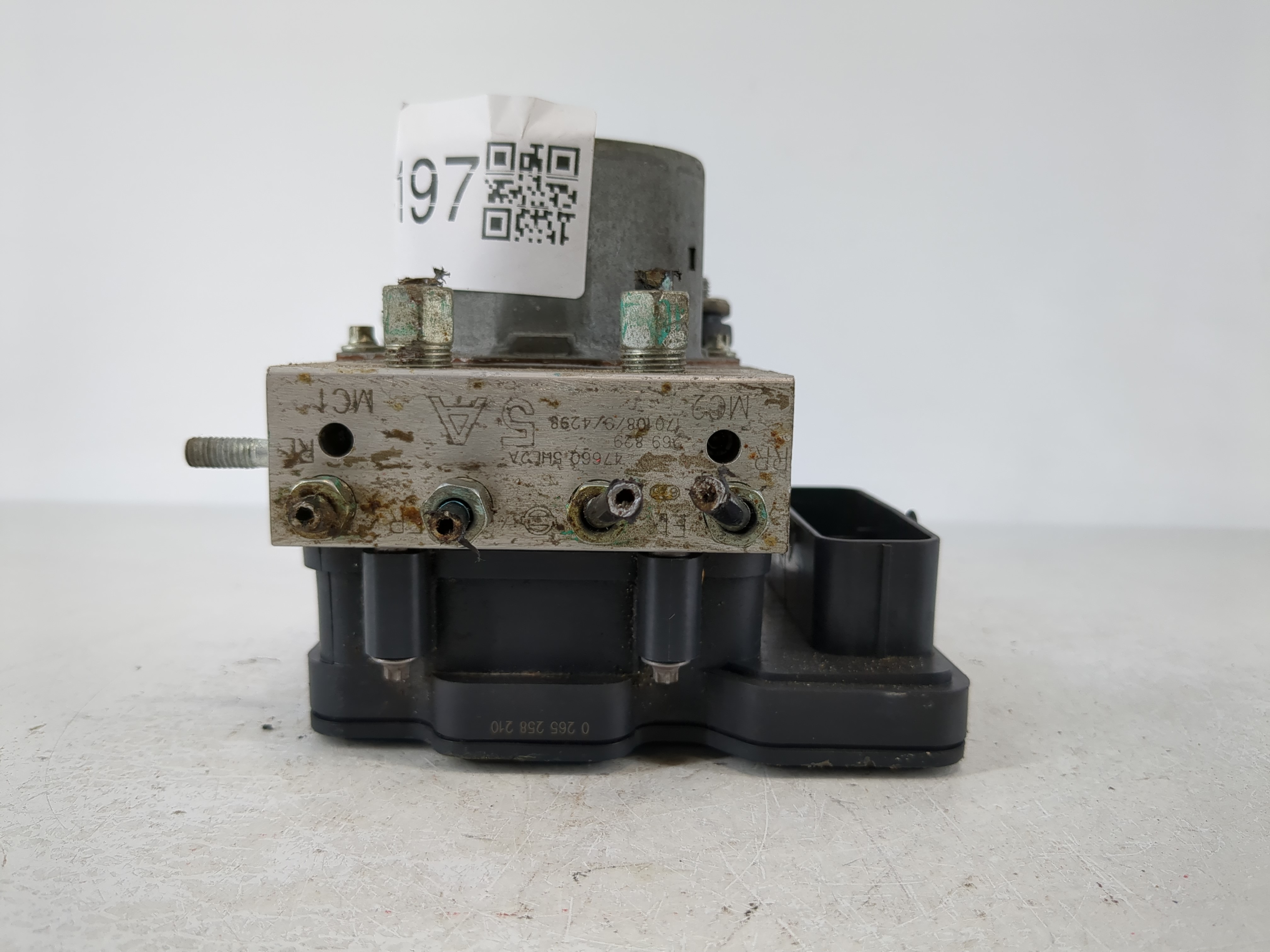 Picture of 2017-2017 Nissan Rogue Abs Pump Control Module 1104197