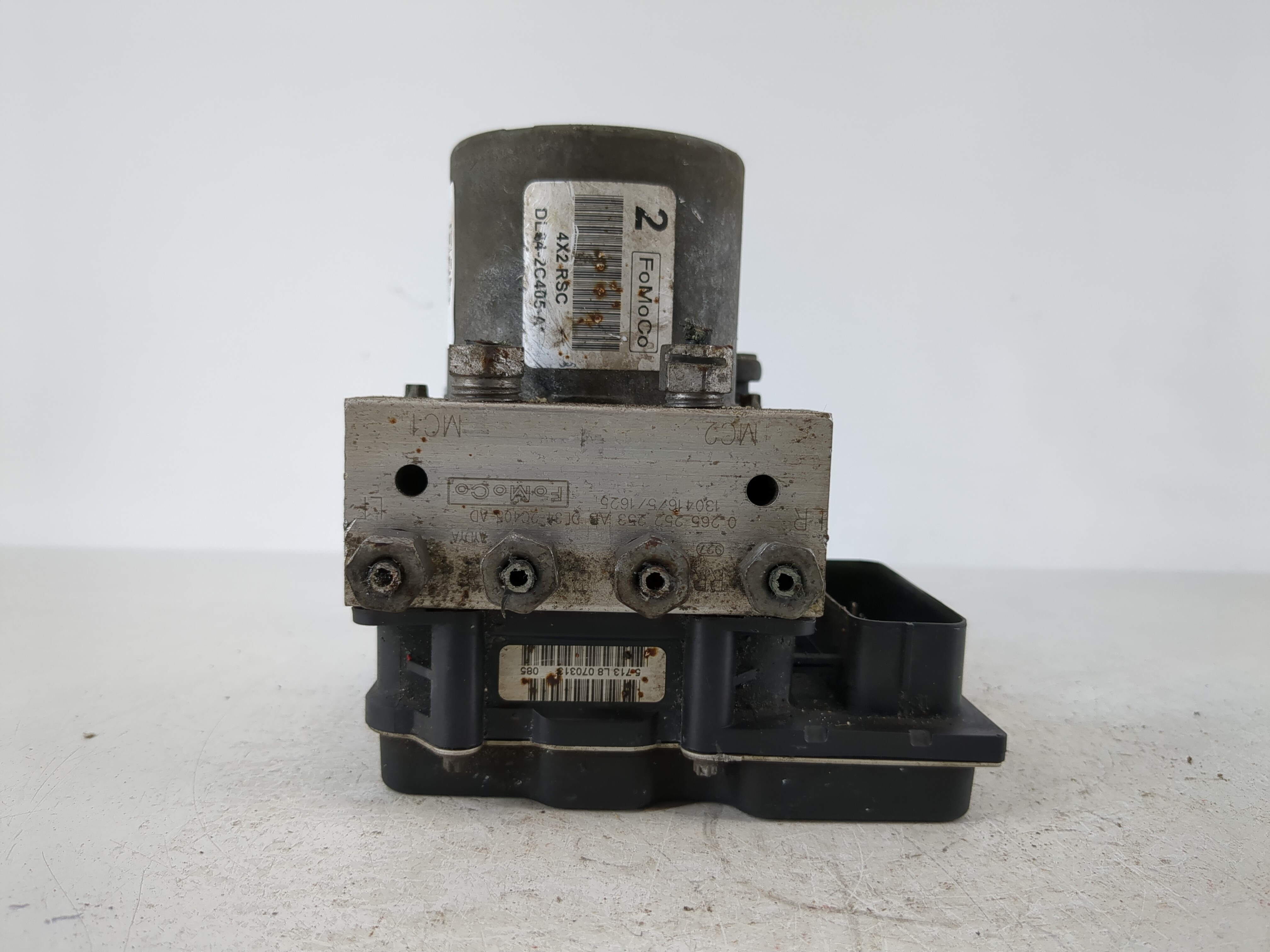 Picture of 2013-2014 Ford F-150 Abs Pump Control Module 1104220
