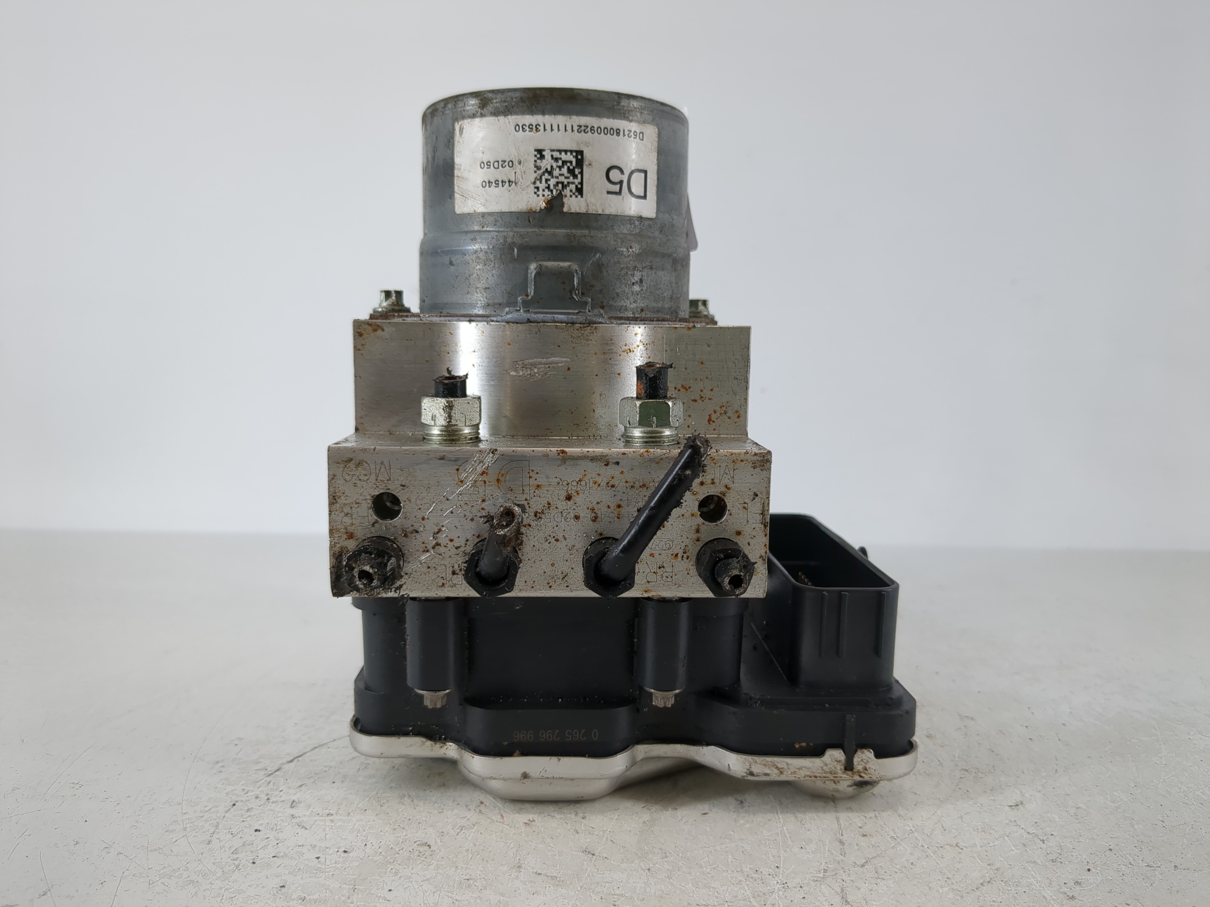 Picture of 2023 Toyota Corolla Abs Pump Control Module 1104233