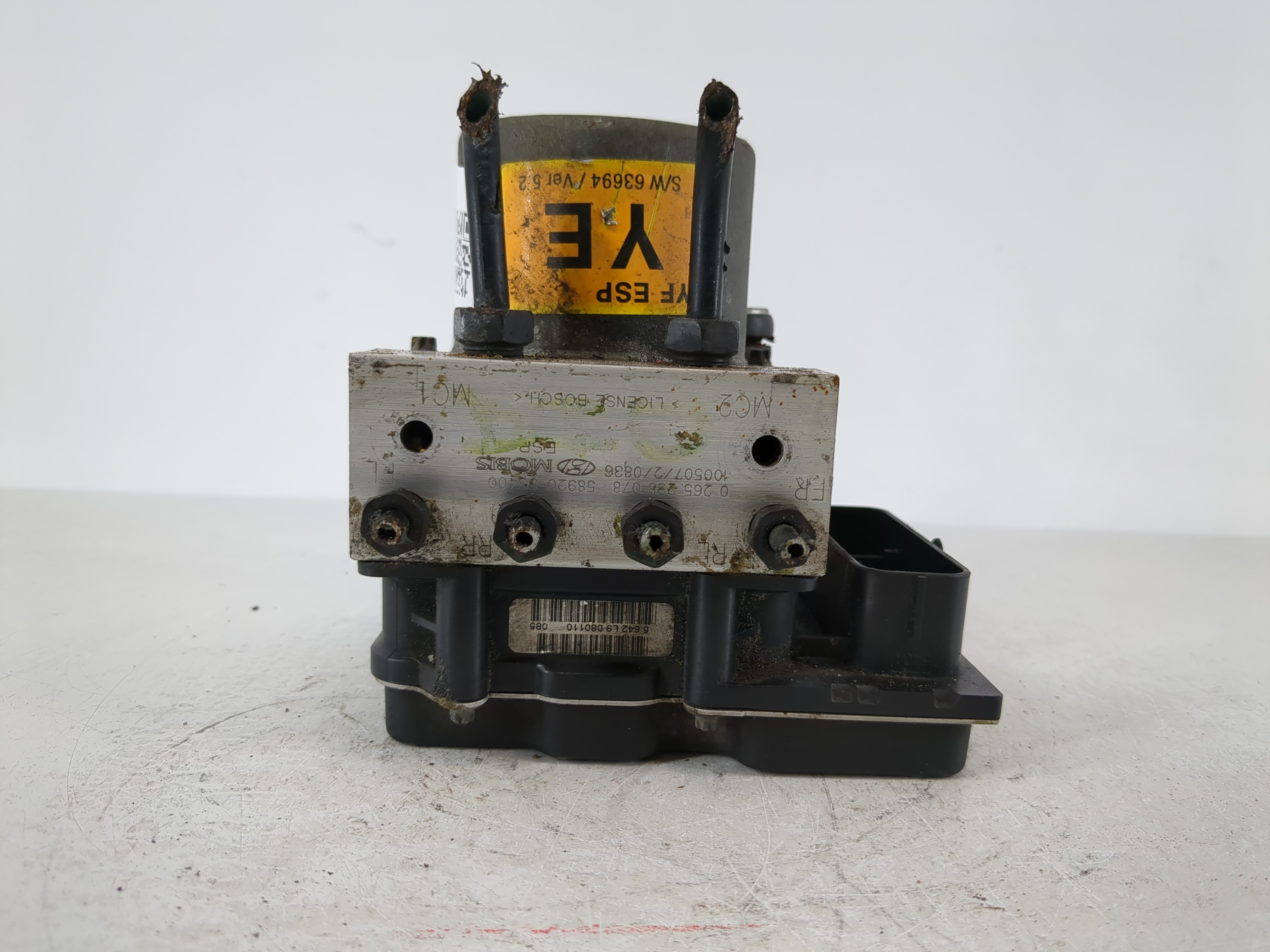 Picture of 2011-2013 Hyundai Sonata Abs Pump Control Module 1104236