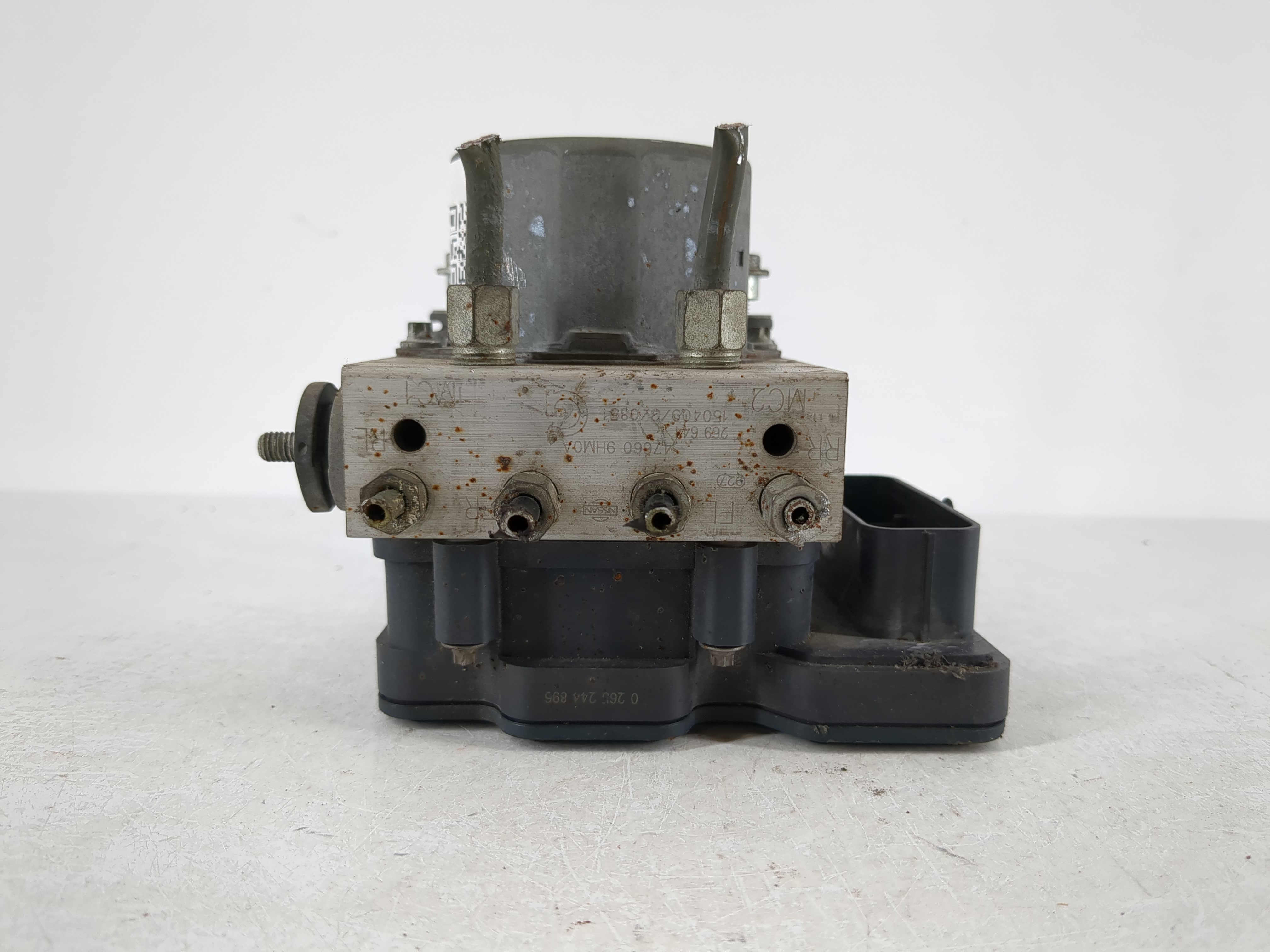 Picture of 2015-2015 Nissan Altima Abs Pump Control Module 1104248
