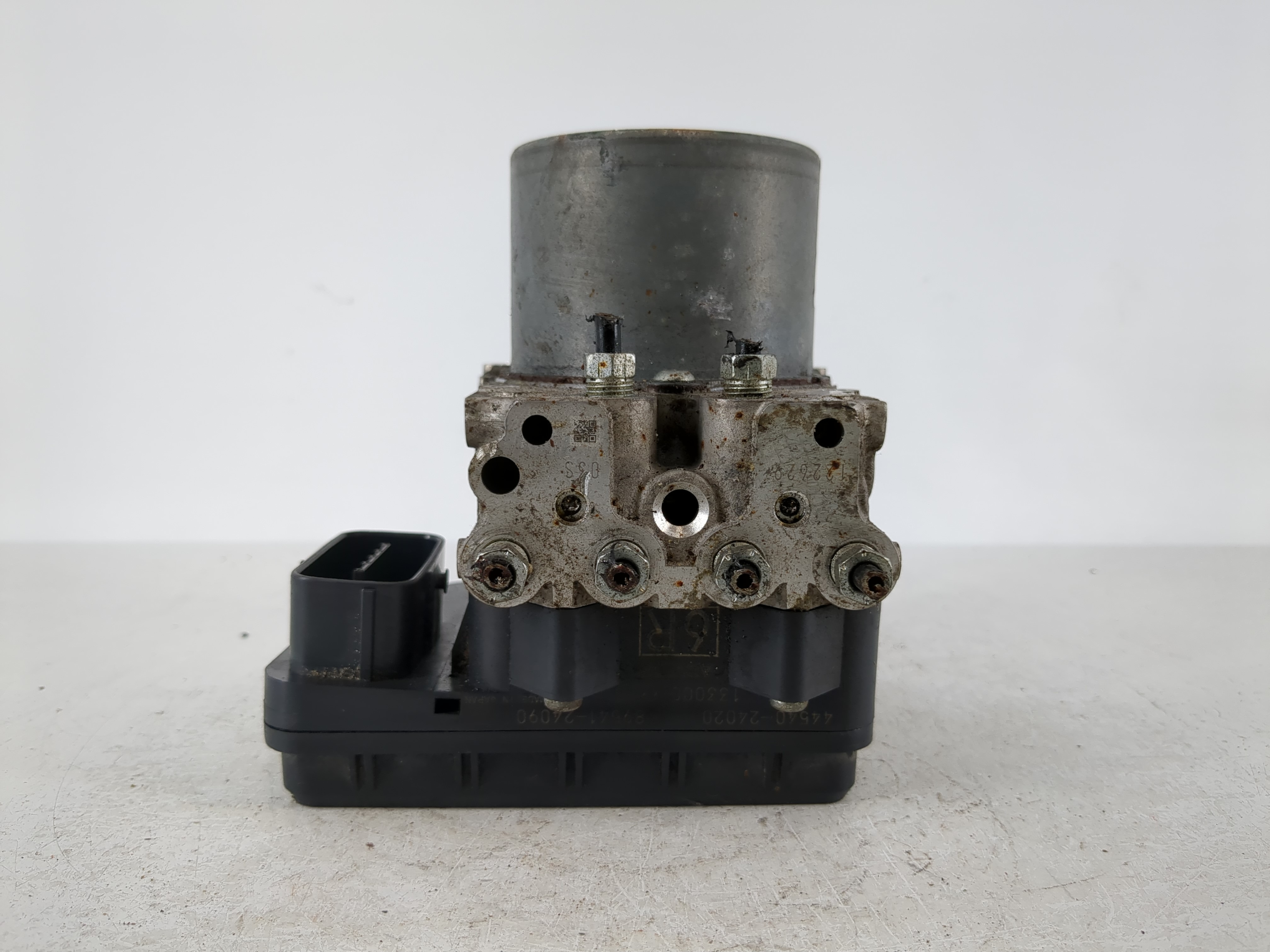 Picture of 2015-2015 Lexus Rc350 Abs Pump Control Module 1104258
