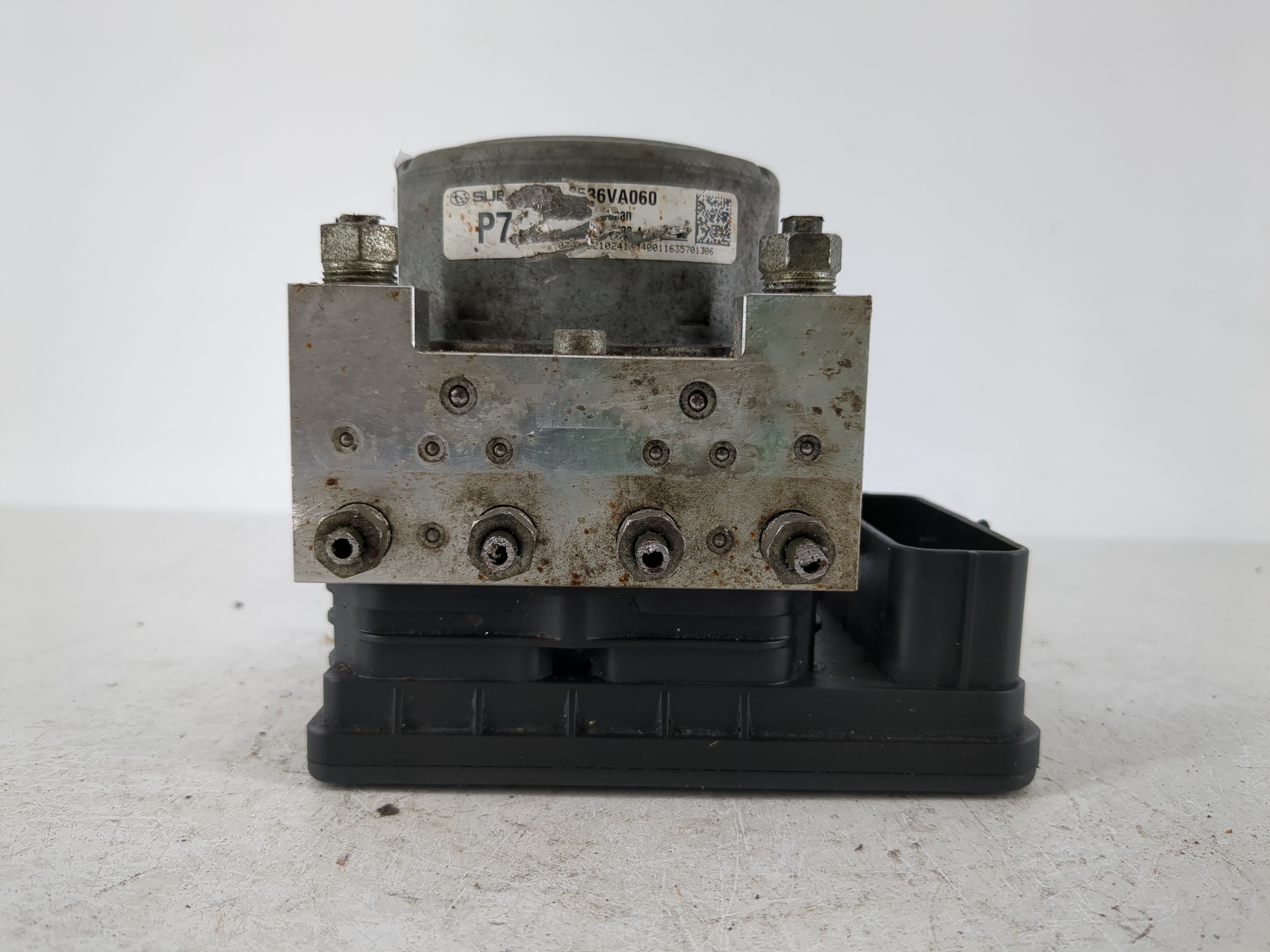Picture of 2017-2018 Subaru Wrx Abs Pump Control Module 1104261