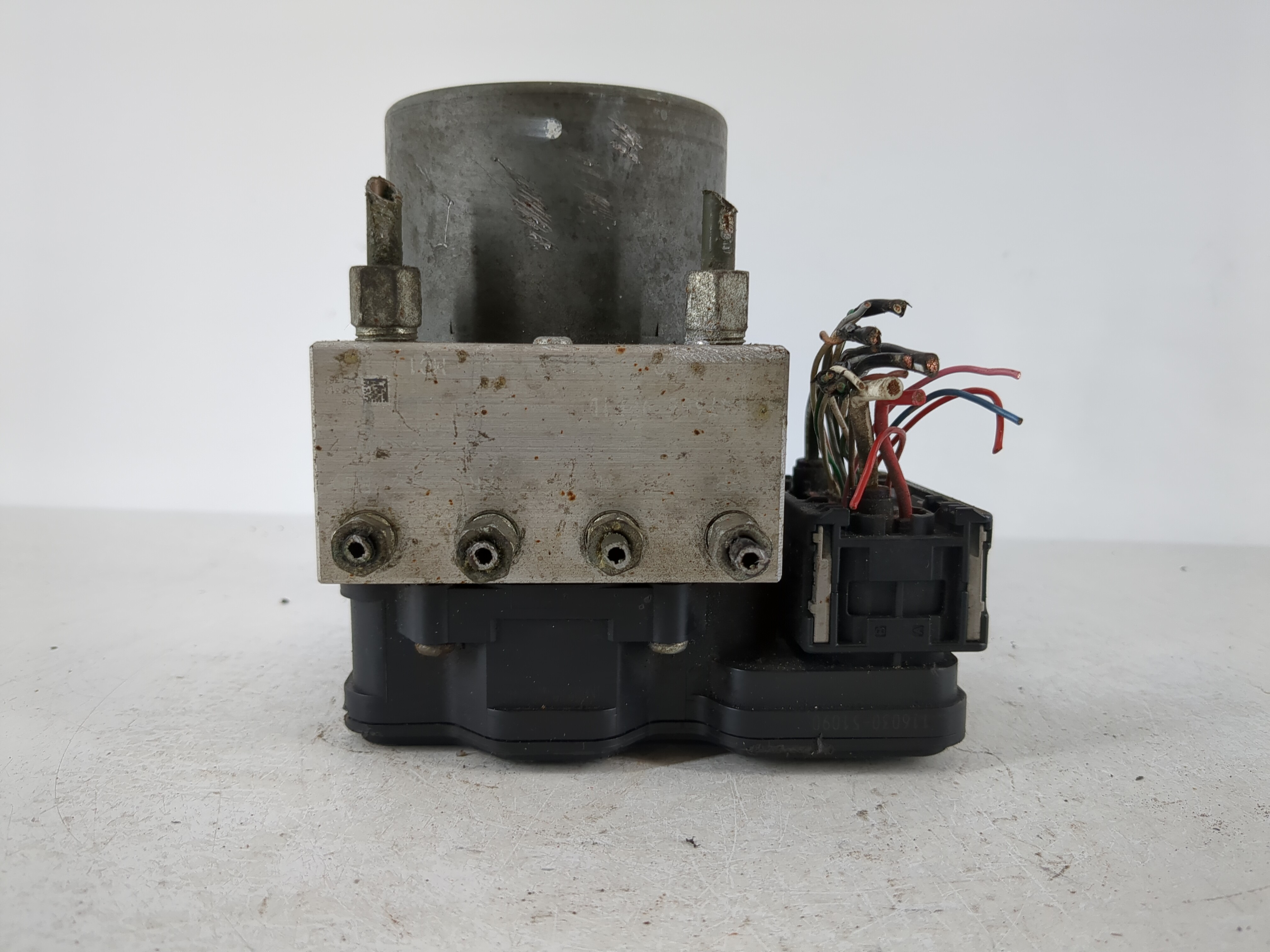 Picture of 2017-2017 Nissan Pathfinder Abs Pump Control Module 1104264