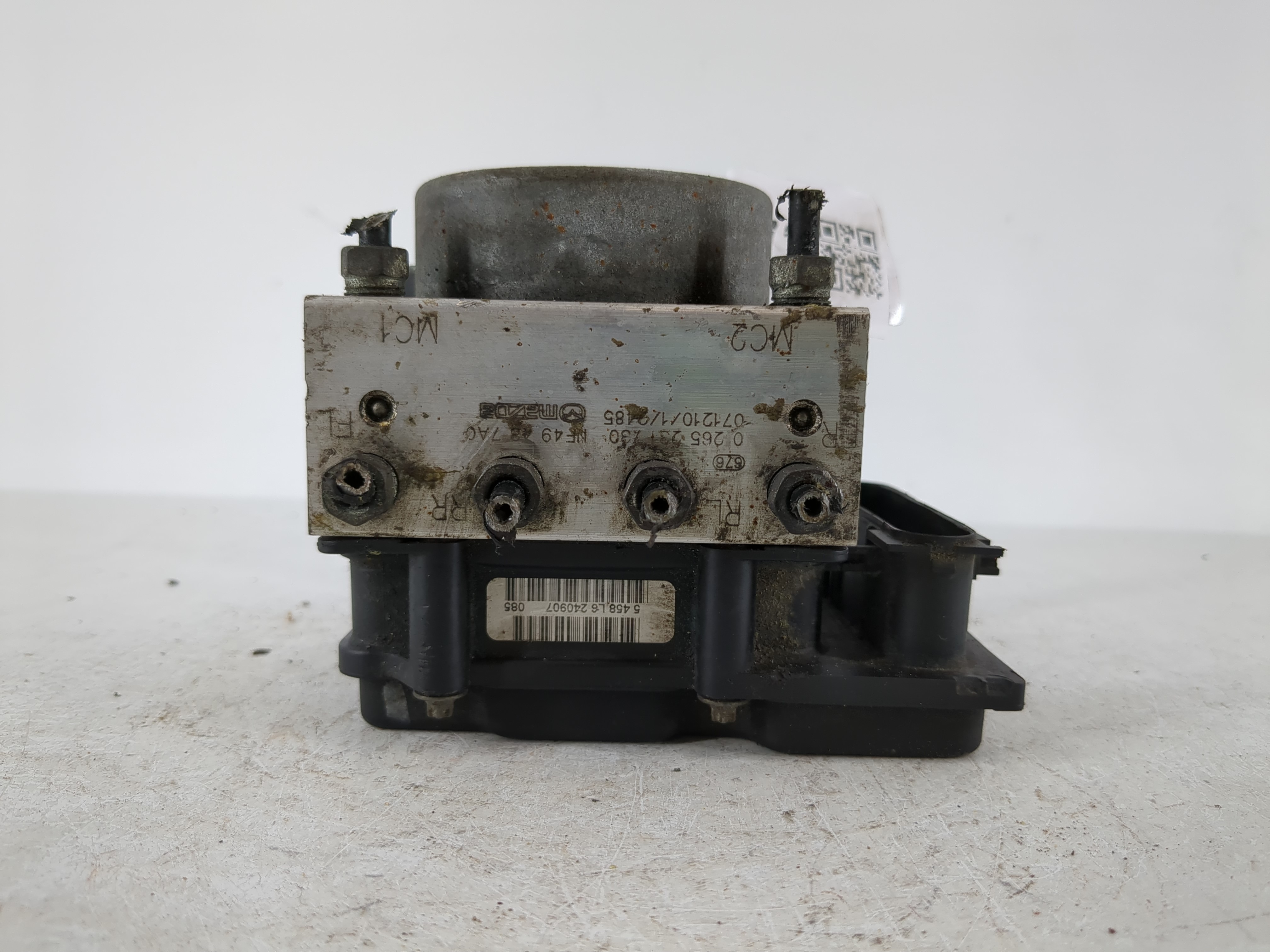 Picture of Mazda Miata Abs Pump Control Module 1104273