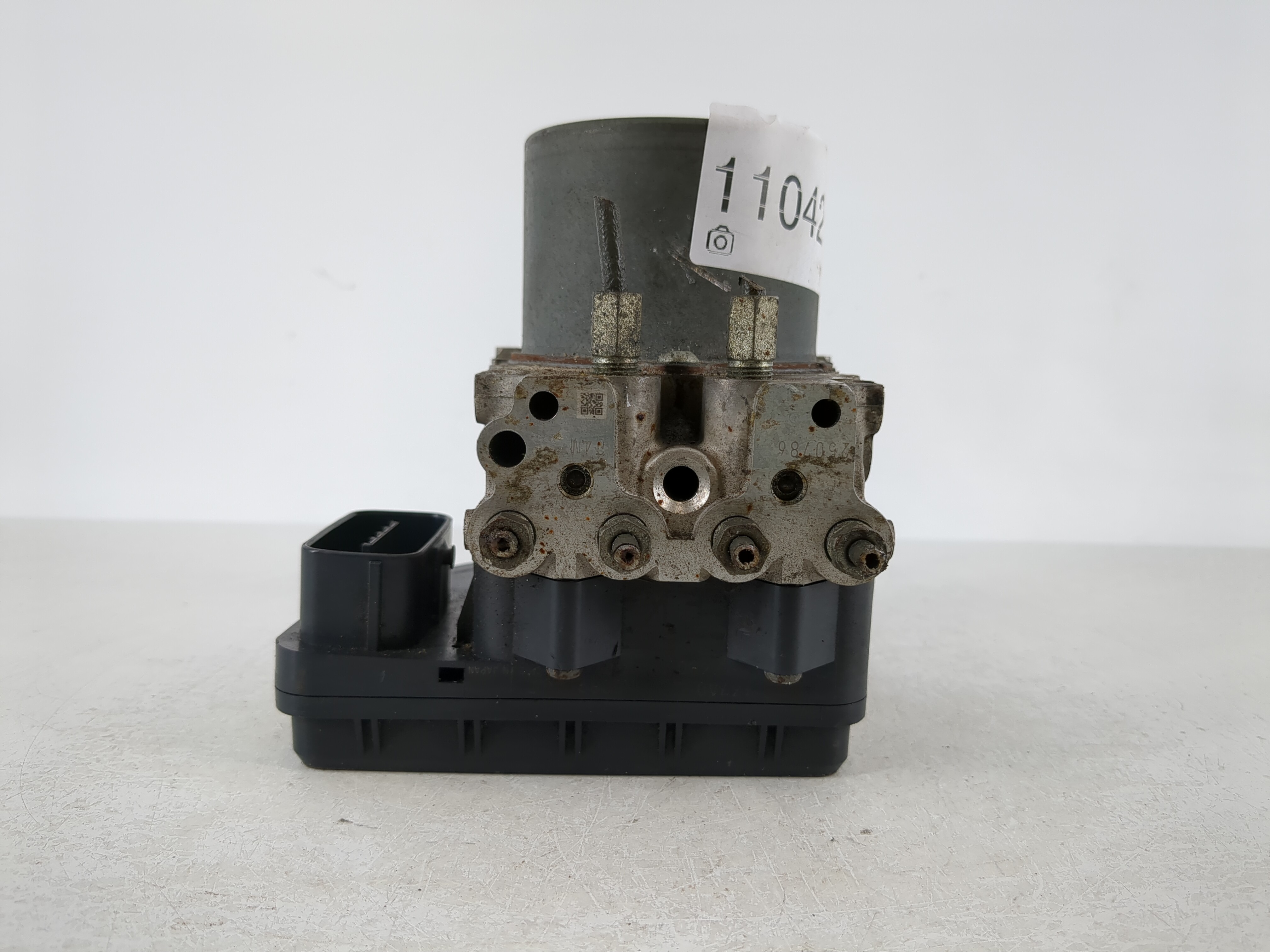 Picture of 2009-2010 Mazda 6 Abs Pump Control Module 1104284