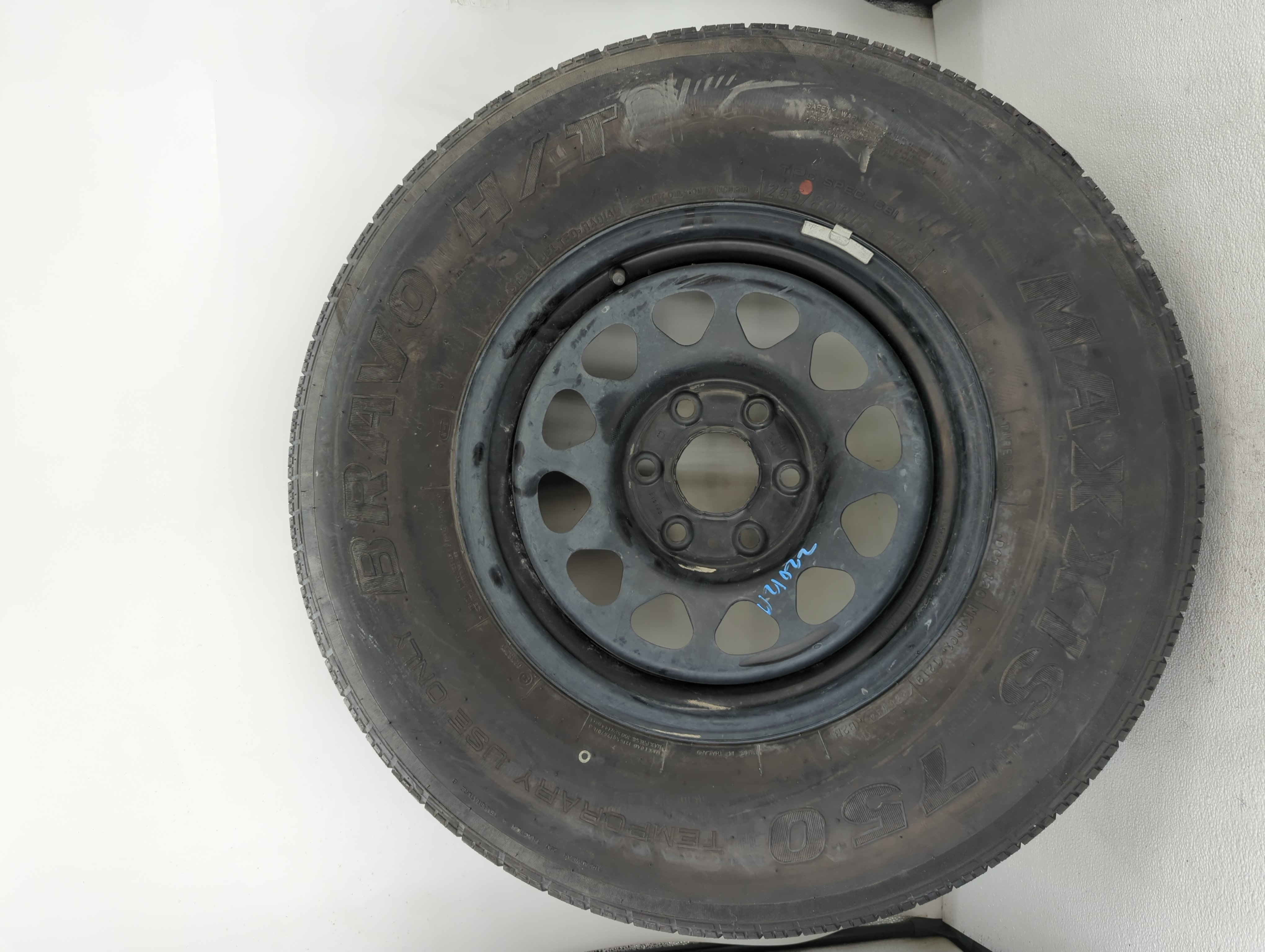 Picture of 2019-2020 Chevrolet Silverado 1500 Spare Donut Tire Wheel Rim Oem 1104330
