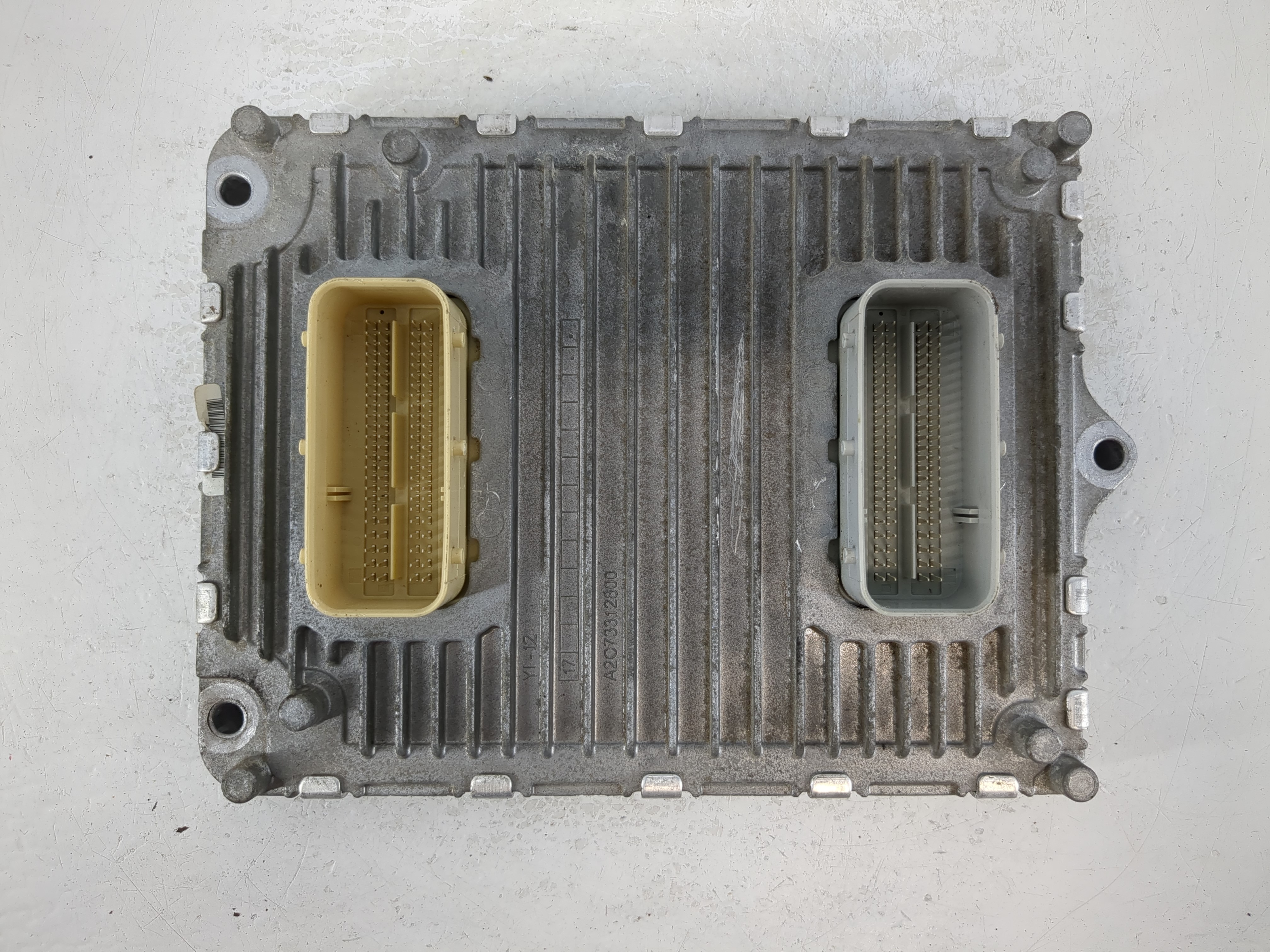 Picture of 2018-2019 Chrysler Pacifica Engine Control Computer Ecu Pcm Ecm Pcu Oem 1104498
