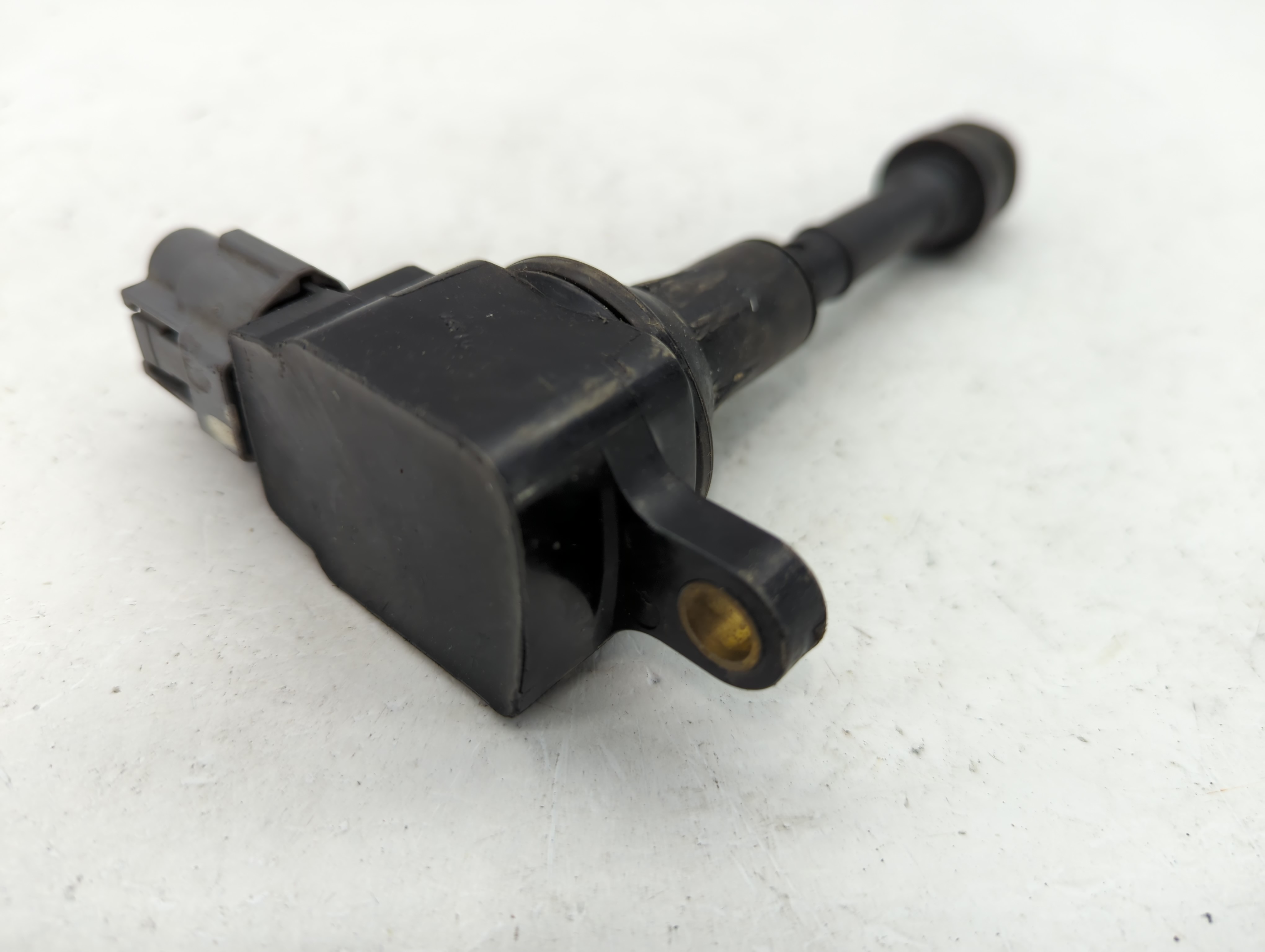 2002-2006 Nissan Altima Ignition Coil Igniter Pack 1104506 - Oemusedautoparts1.com