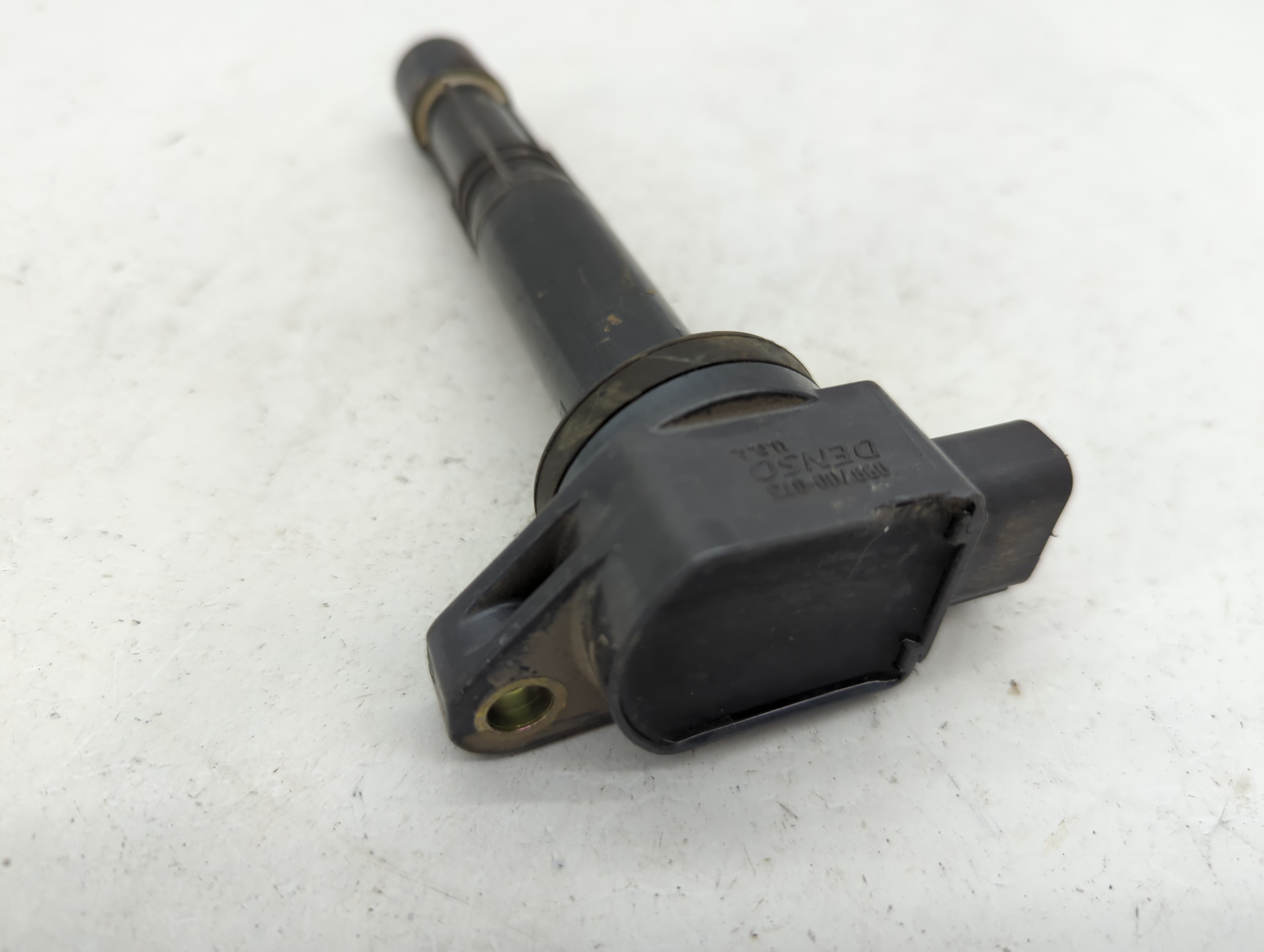 2003-2005 Honda Accord Ignition Coil Igniter Pack 1104512 - Oemusedautoparts1.com