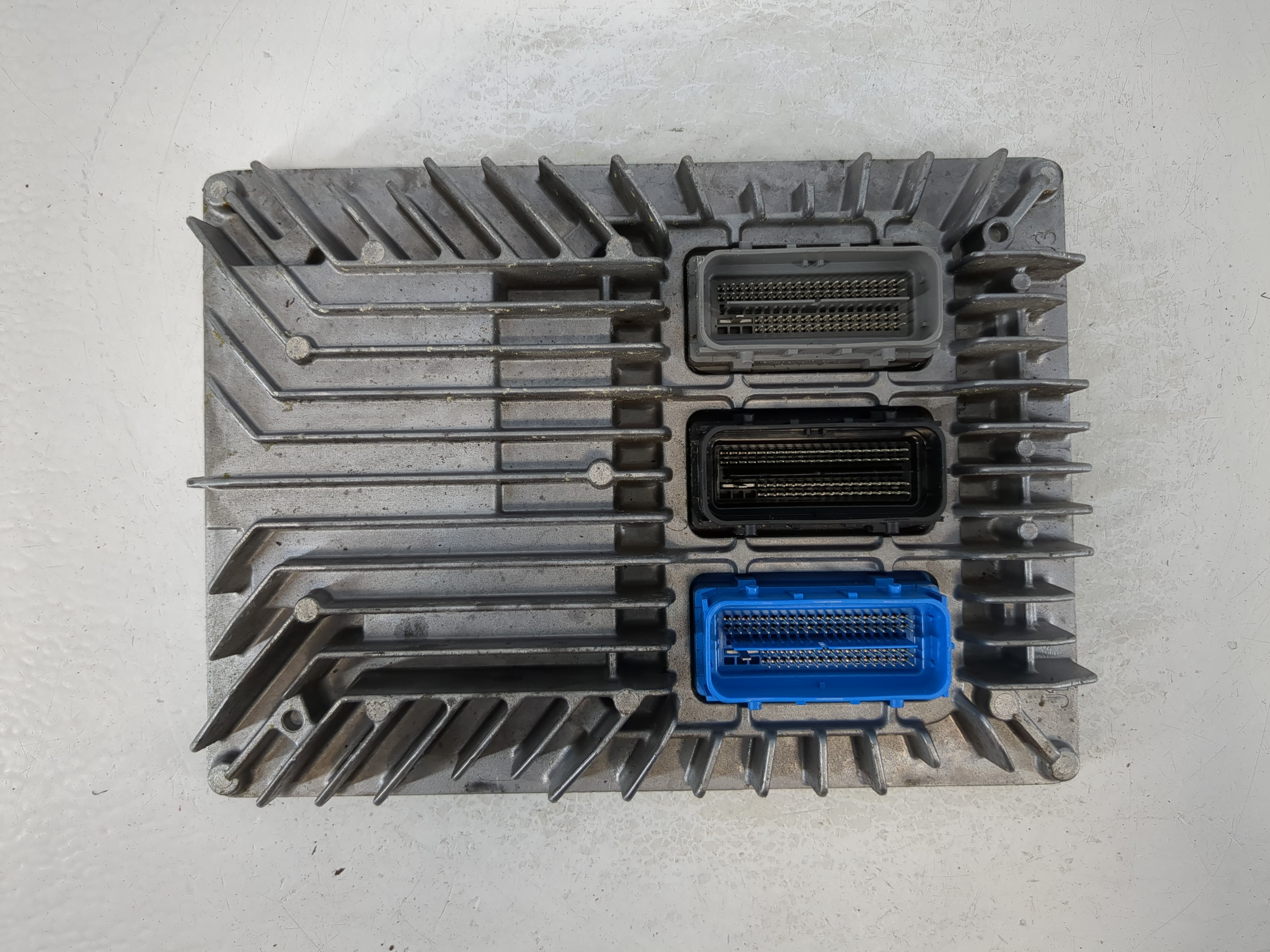 Picture of 2013-2016 Buick Enclave Engine Control Computer Ecu Pcm Ecm Pcu Oem 1104542