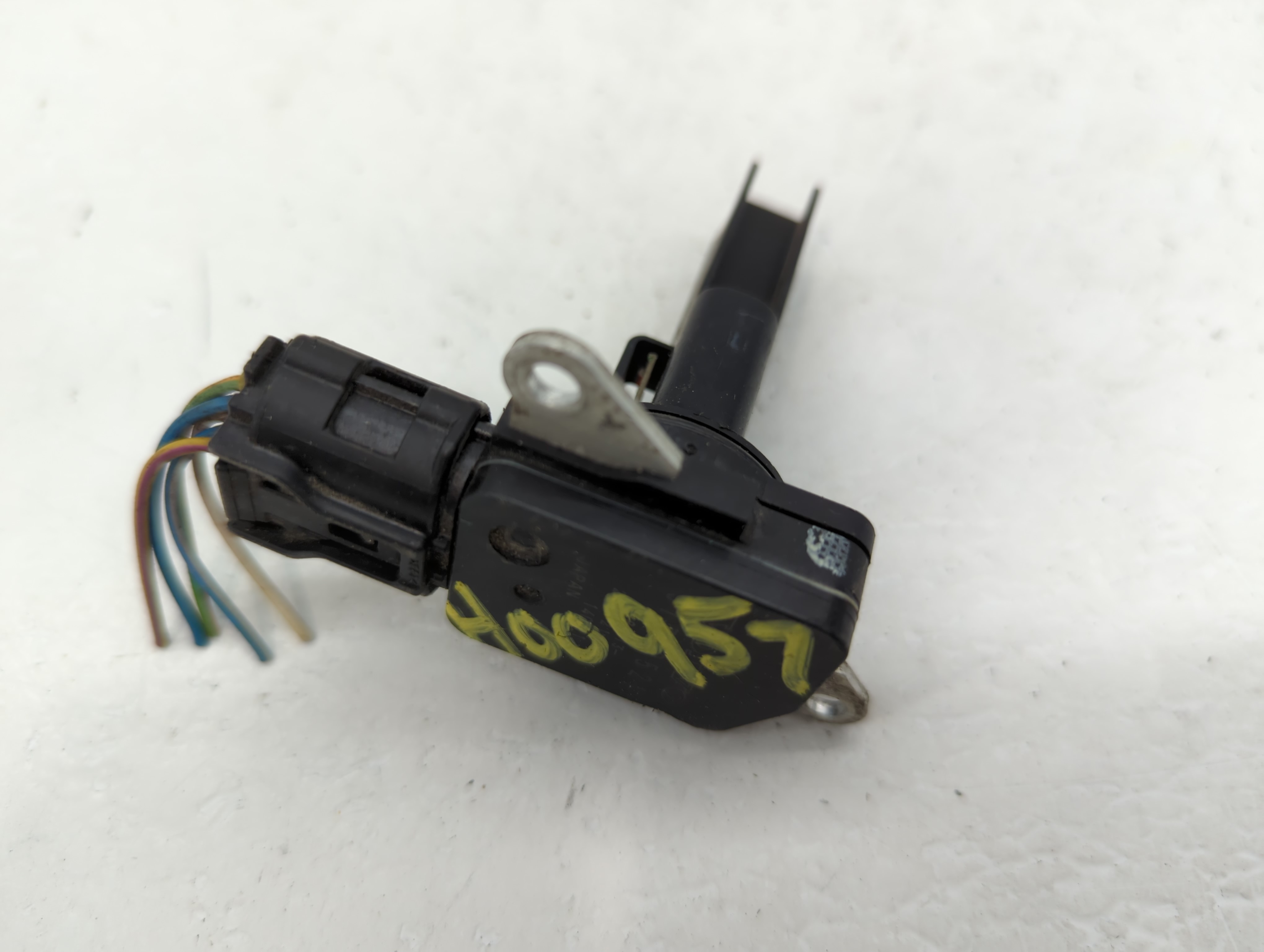 2015-2020 Volvo S60 Mass Air Flow Meter Maf 1104603 - Oemusedautoparts1.com