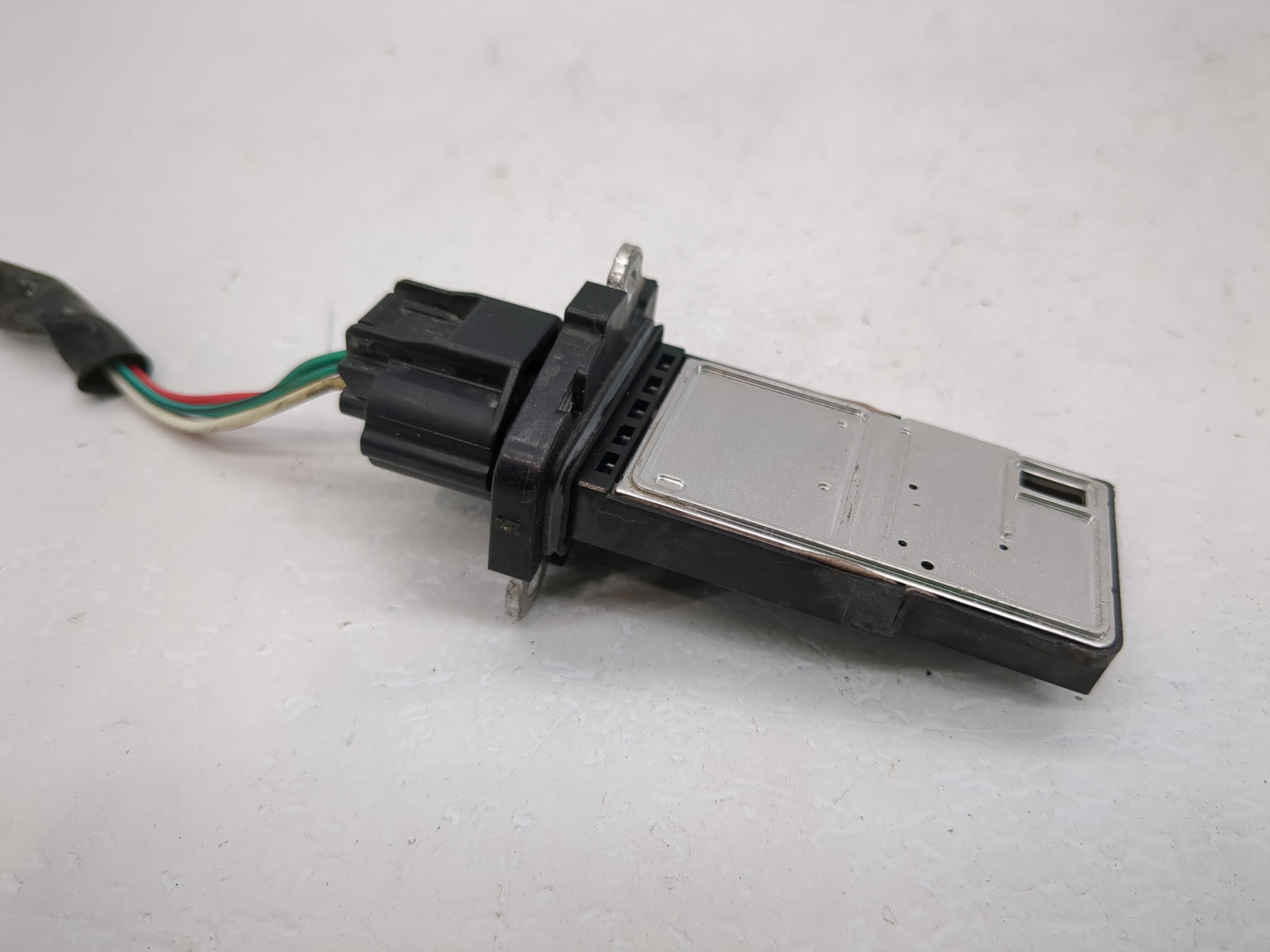 2004-2022 Nissan Titan Mass Air Flow Meter Maf 1104661 - Oemusedautoparts1.com
