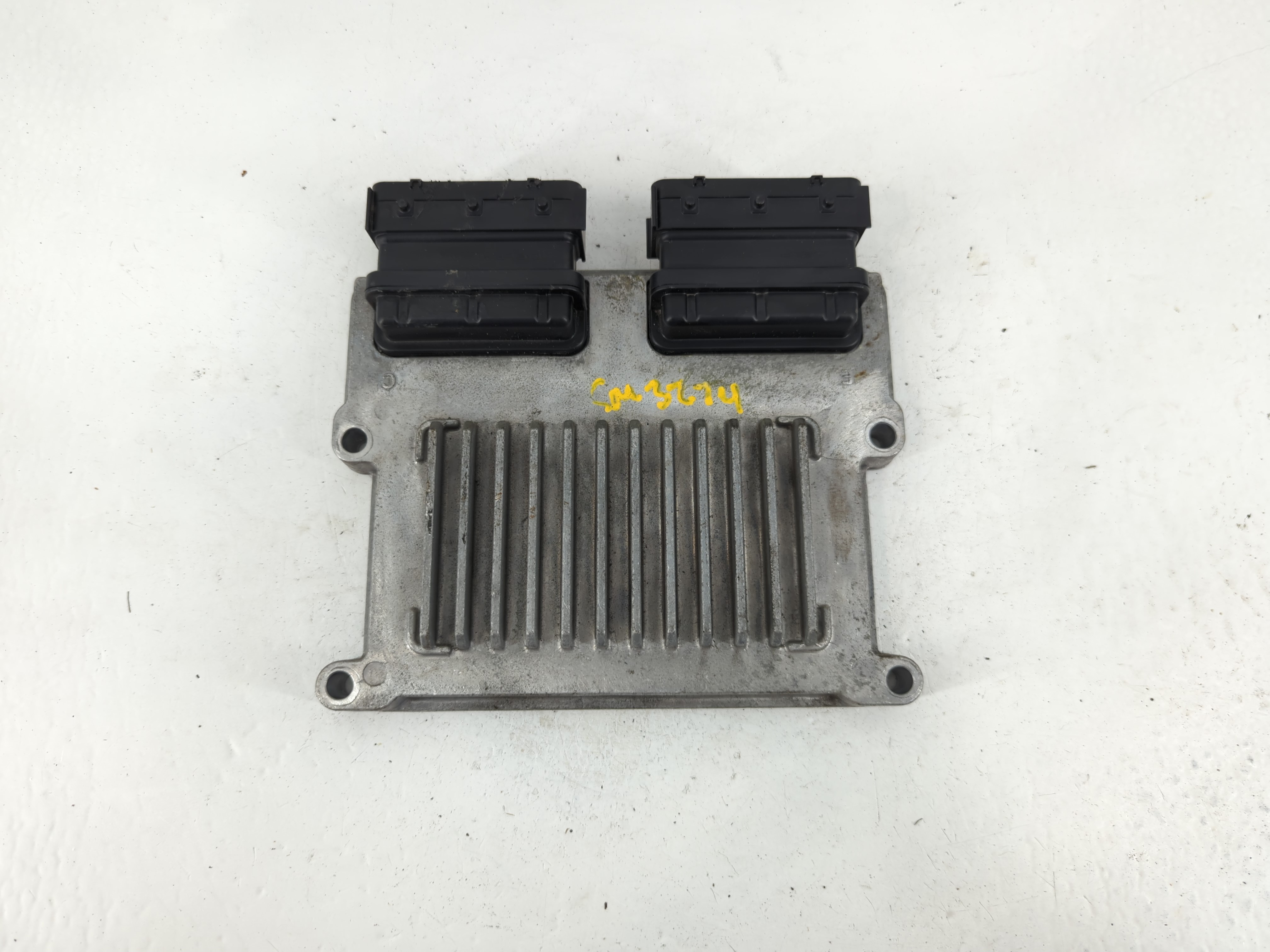 2016-2018 Kia Sorento Engine Control Computer Ecu Pcm Ecm Pcu Oem 1104680 - Oemusedautoparts1.com