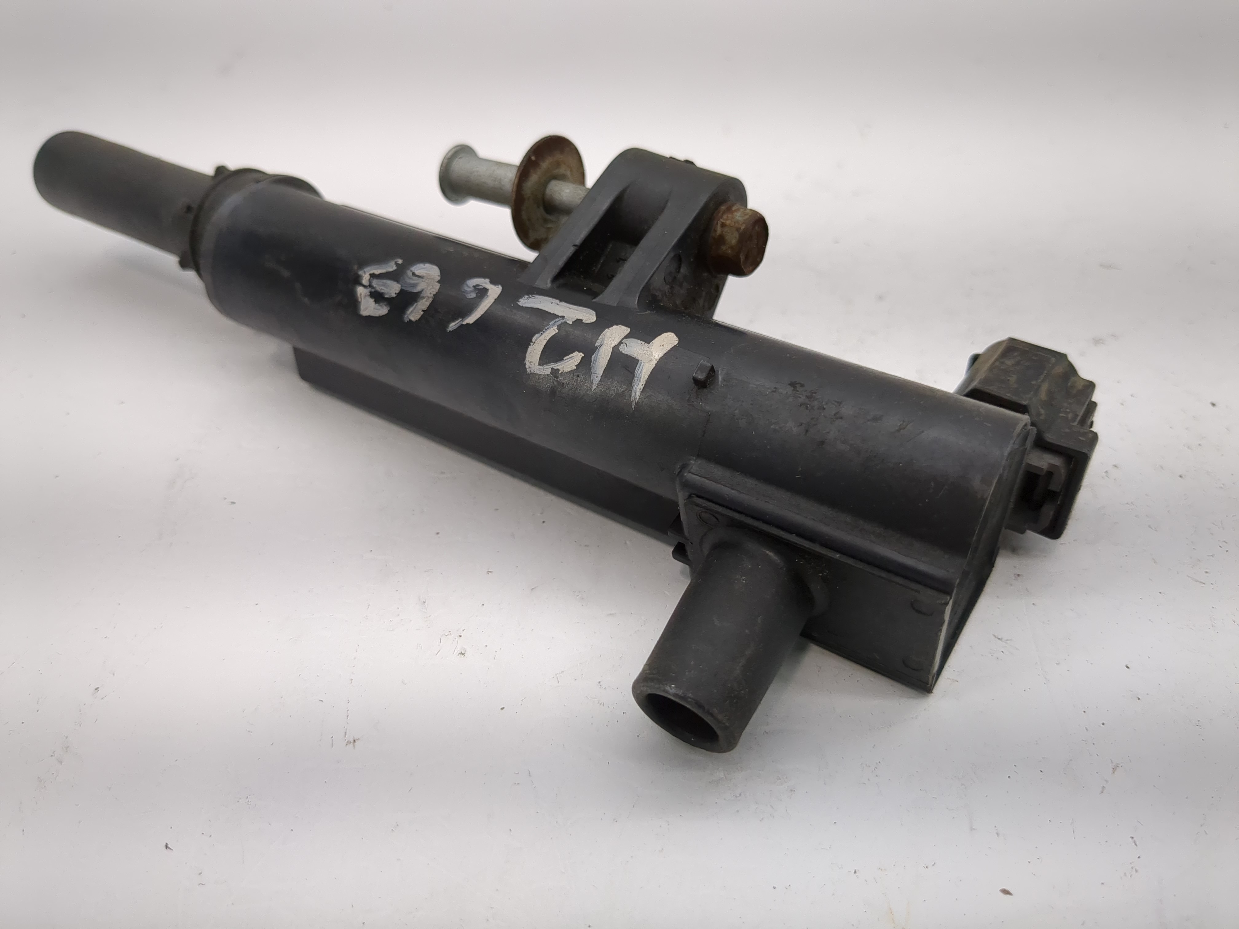 2009-2012 Jeep Liberty Ignition Coil Igniter Pack 1104707 - Oemusedautoparts1.com