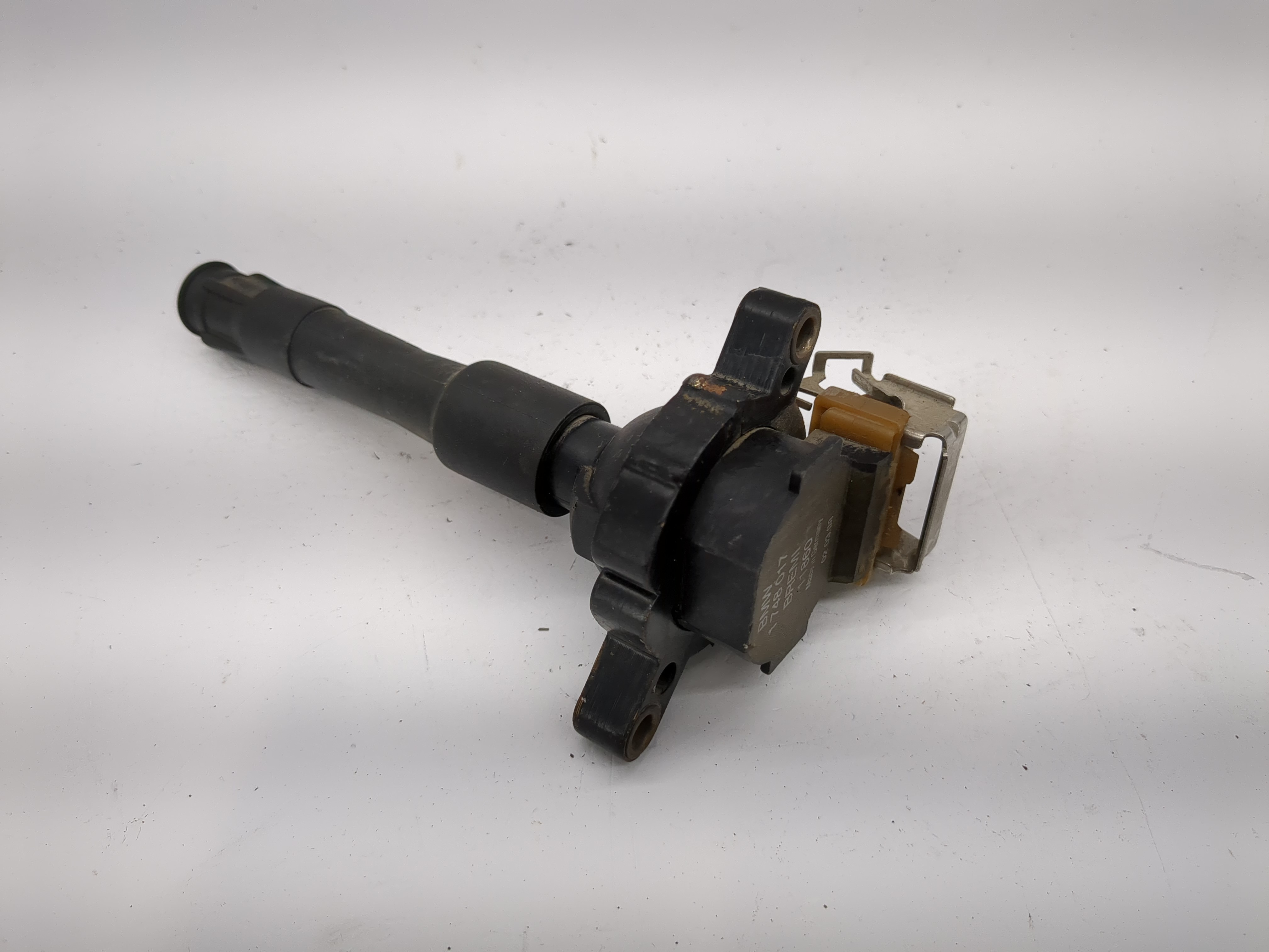 1997-2001 Bmw 740i Ignition Coil Igniter Pack 1104712 - Oemusedautoparts1.com