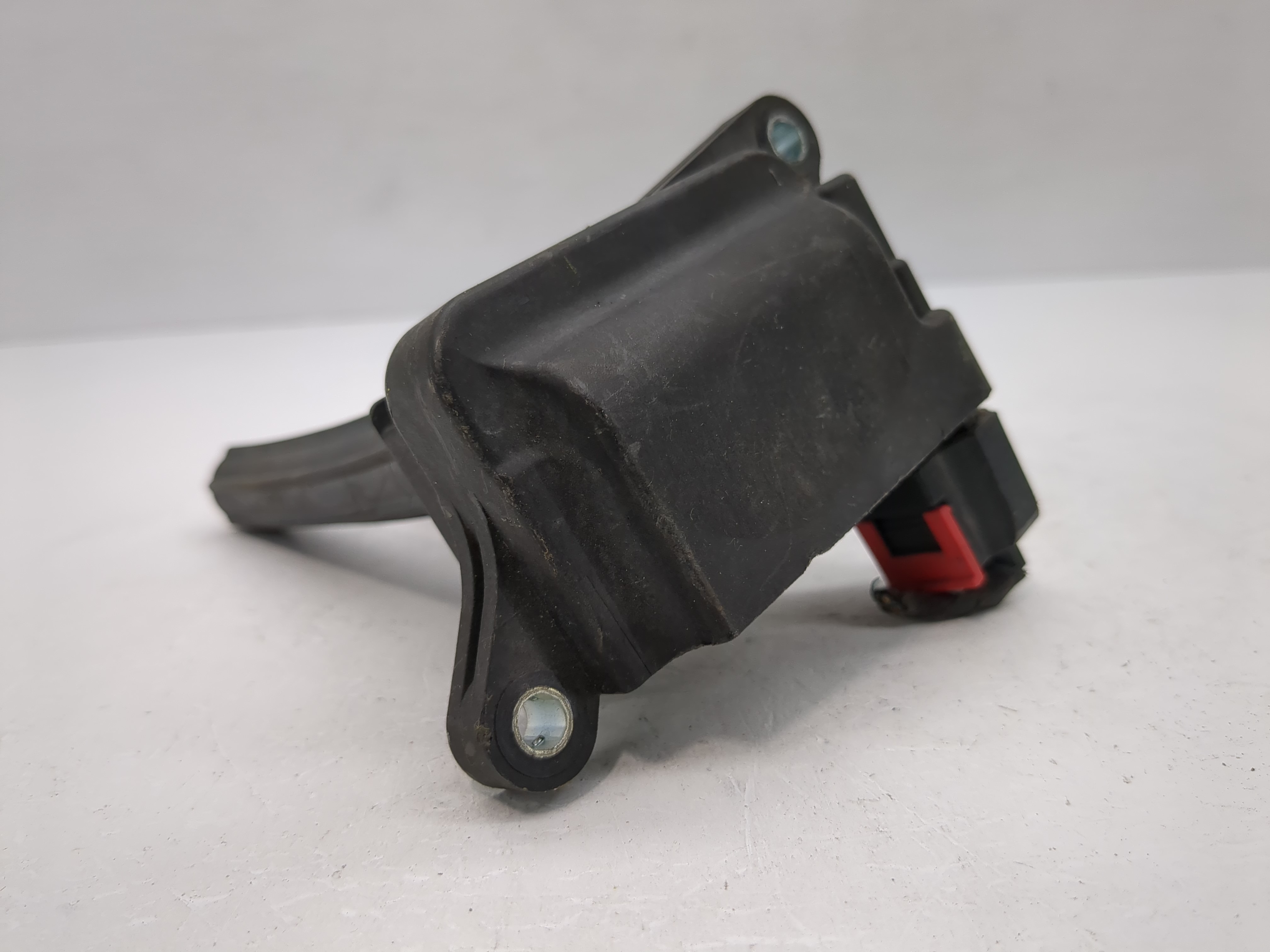Dodge Ram 1500 Ignition Coil Igniter Pack 1104745 - Oemusedautoparts1.com