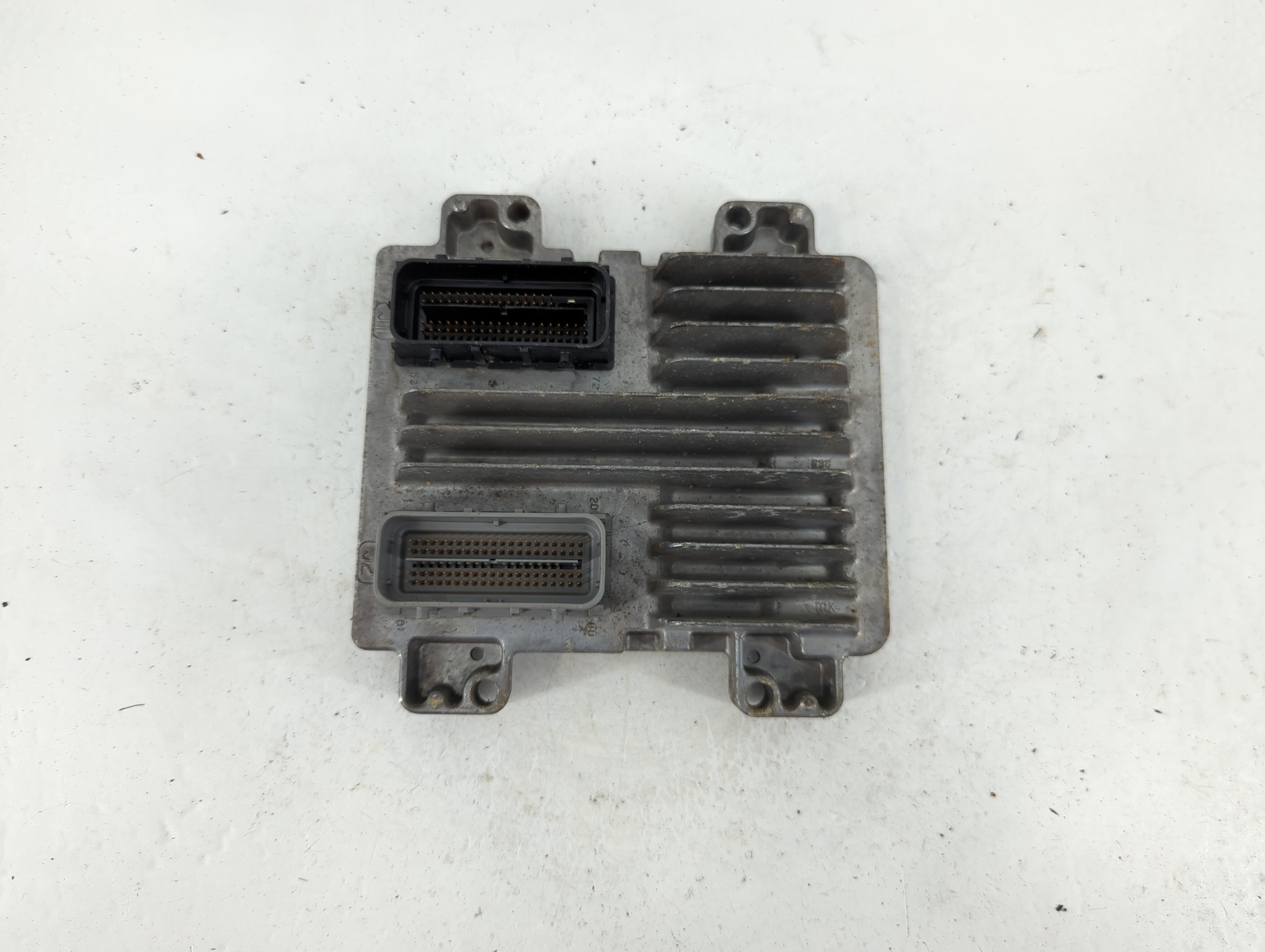 Picture of 2010-2013 Gmc Sierra 1500 Engine Control Computer Ecu Pcm Ecm Pcu Oem 1104842