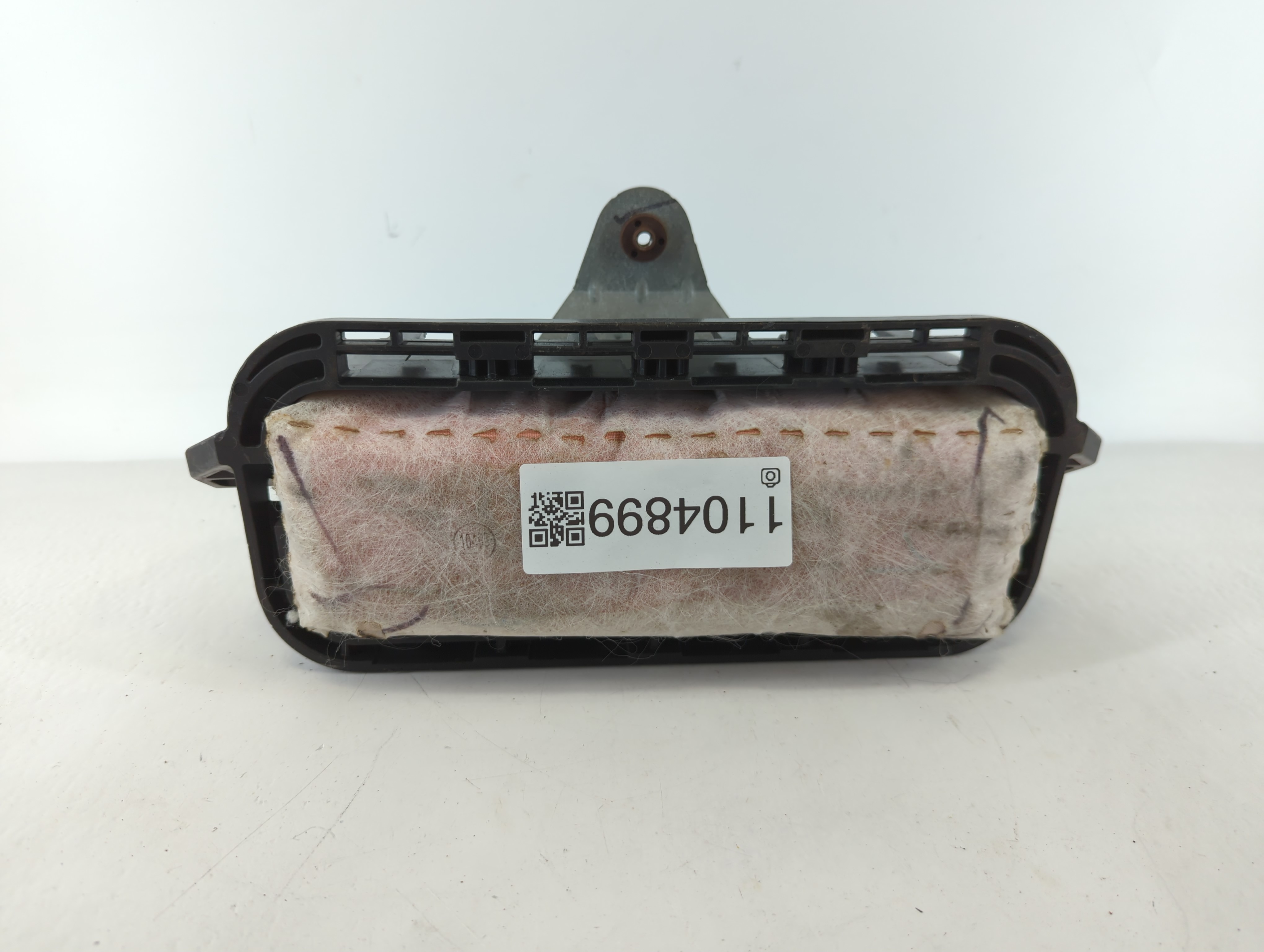 2016-2021 Chevrolet Malibu Air Bag Passenger Right Dashboard Oem 1104899 - Oemusedautoparts1.com