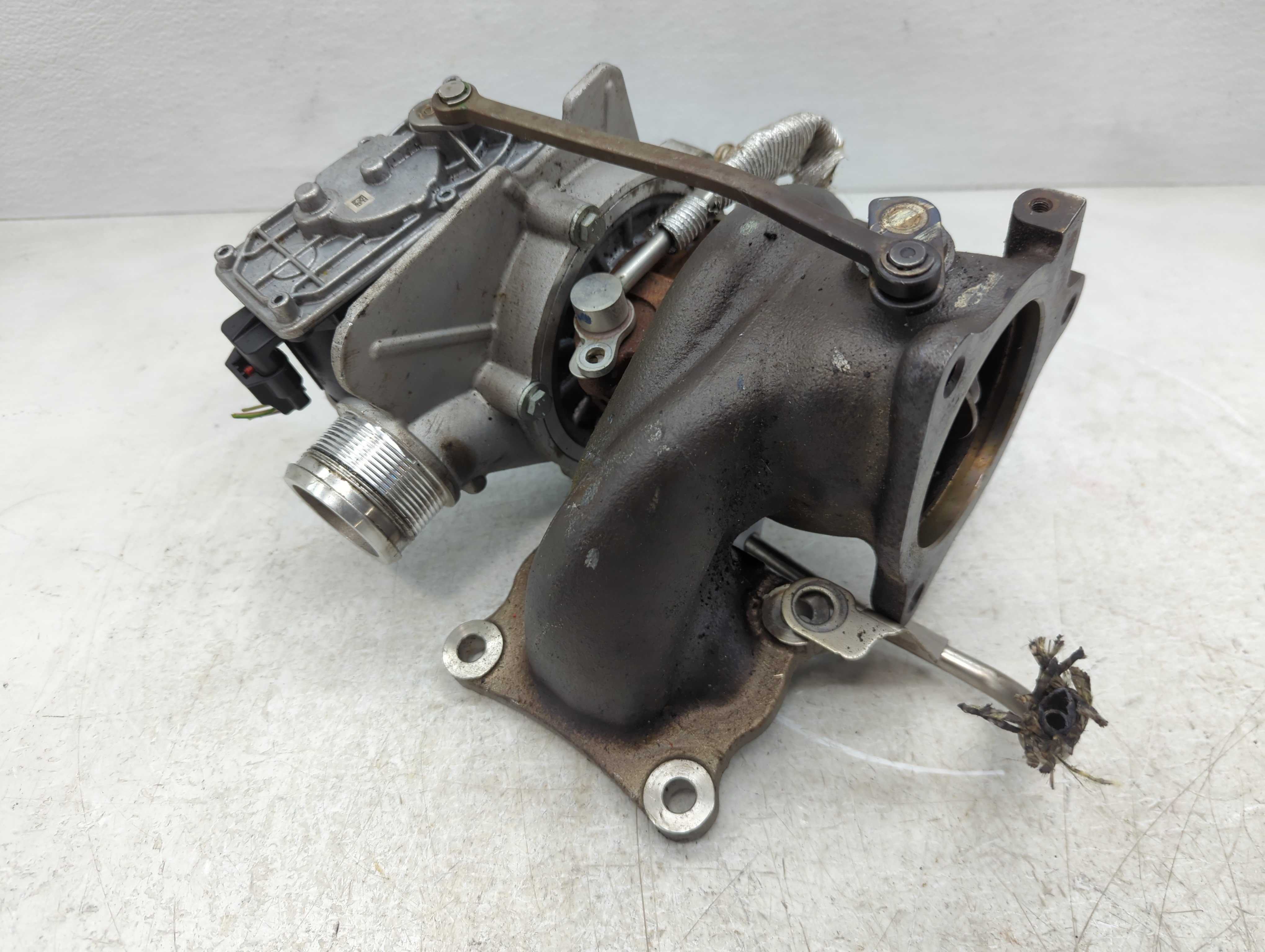 2020 Ford Explorer Turbocharger Turbo Charger Super Charger Supercharger 1105038 - Oemusedautoparts1.com