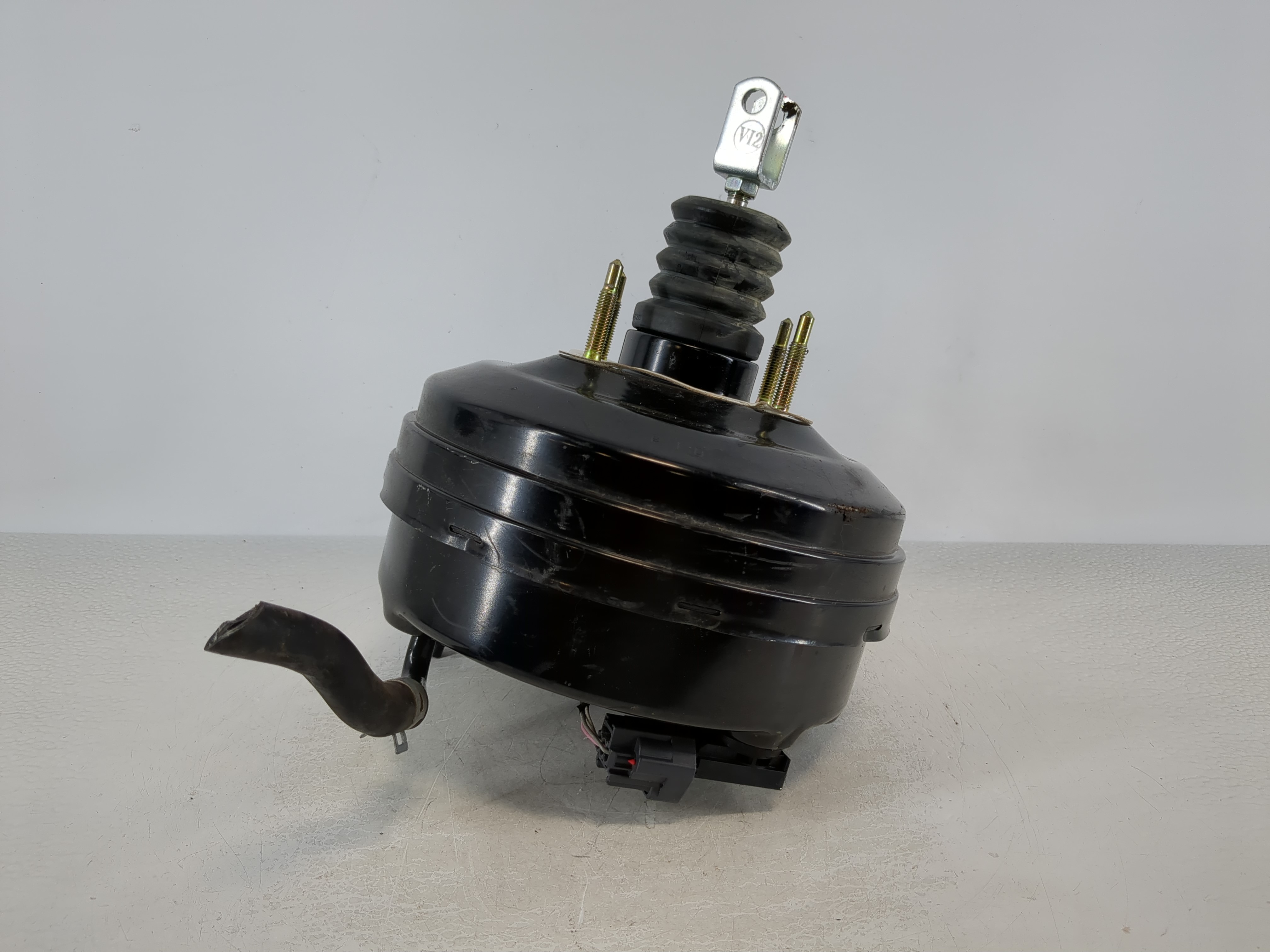 2019-2021 Genesis G70 Power Brake Booster Oem 1105093 - Oemusedautoparts1.com