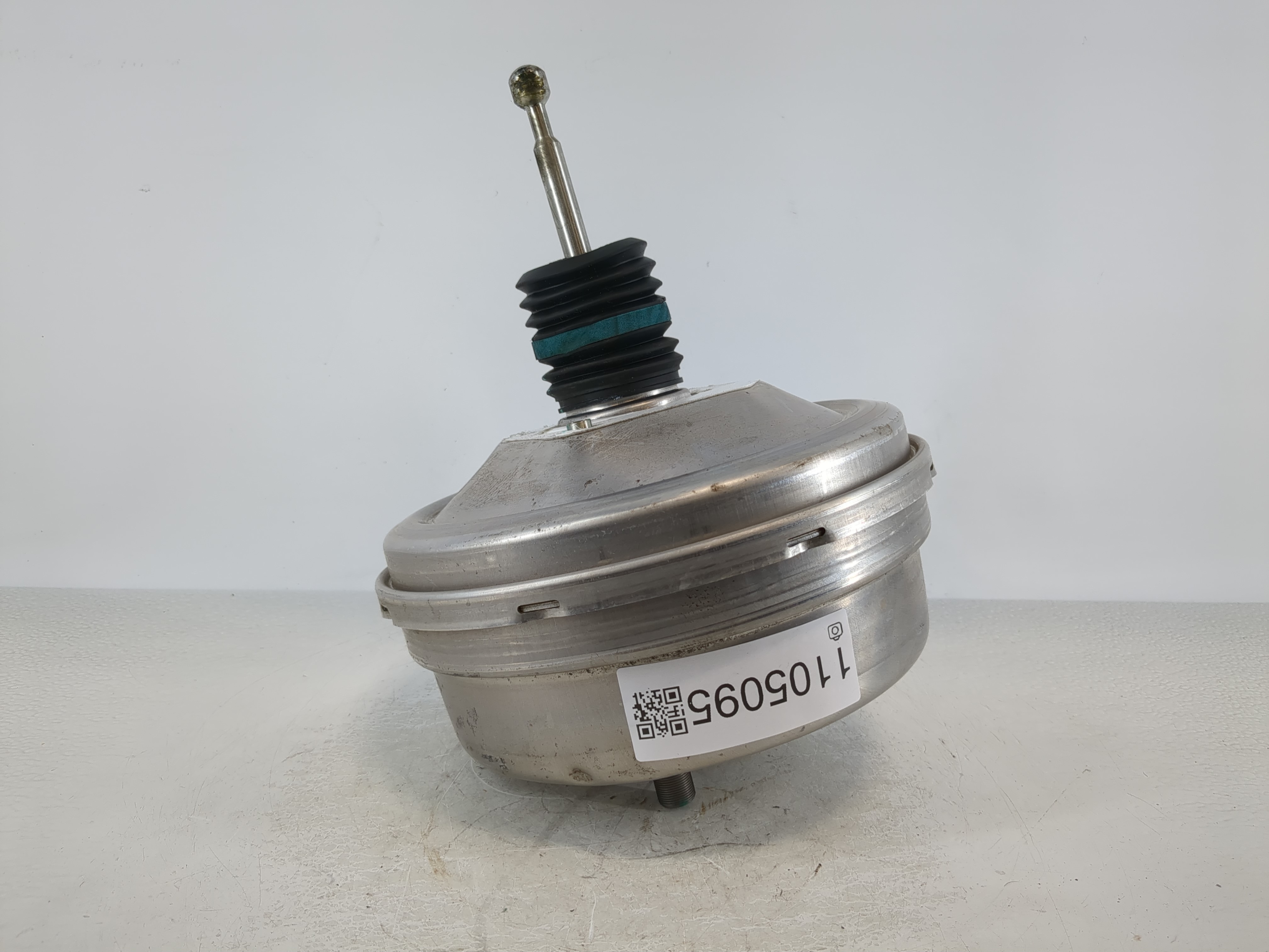 Picture of 2018-2022 Chevrolet Equinox Power Brake Booster Oem 1105095