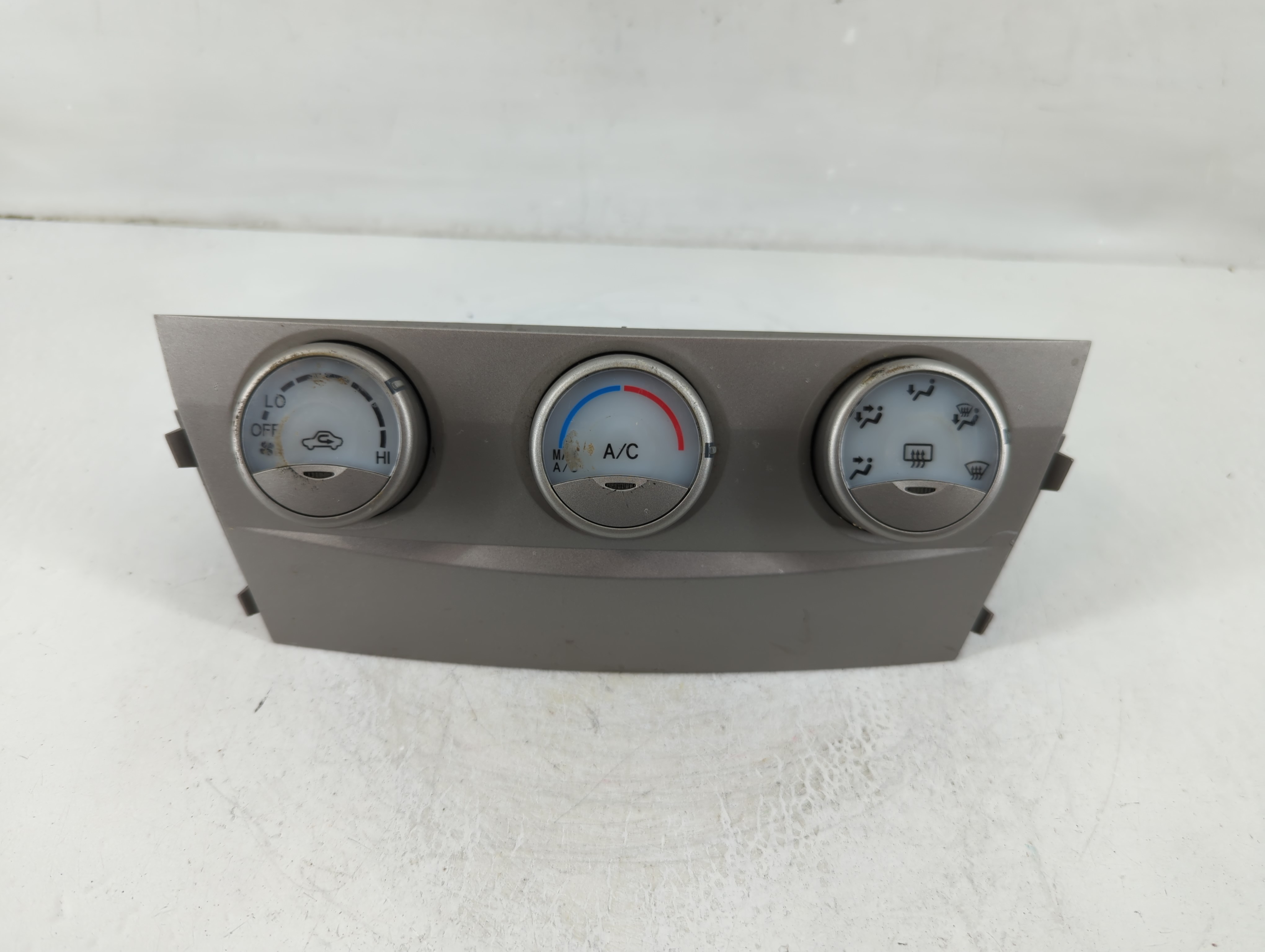 Picture of 2010-2011 Toyota Camry Ac Heater Climate Control Temperature Oem 1105098