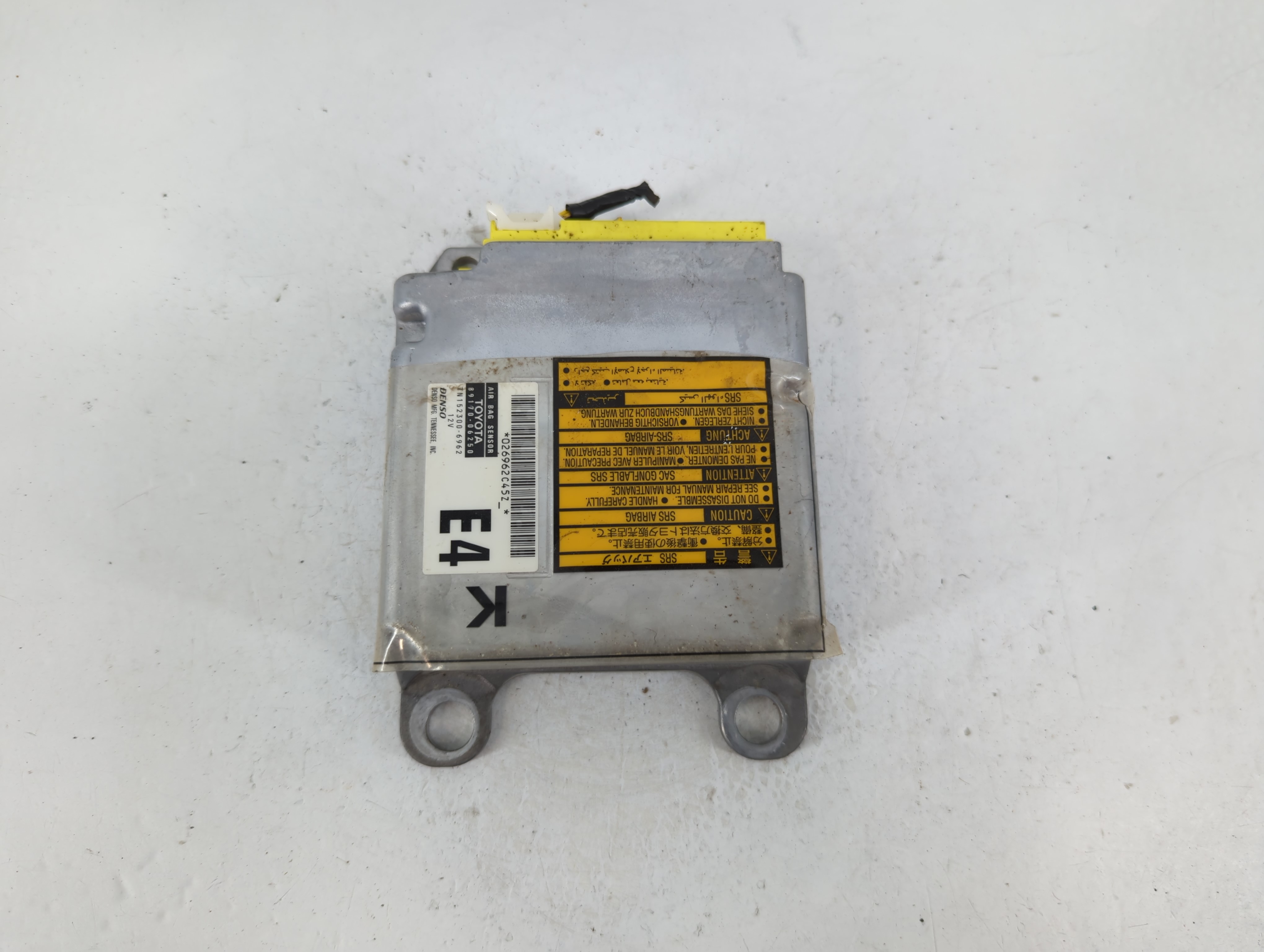 Picture of 2004-2006 Toyota Camry Chassis Control Module Ccm Bcm Body Control 1105165