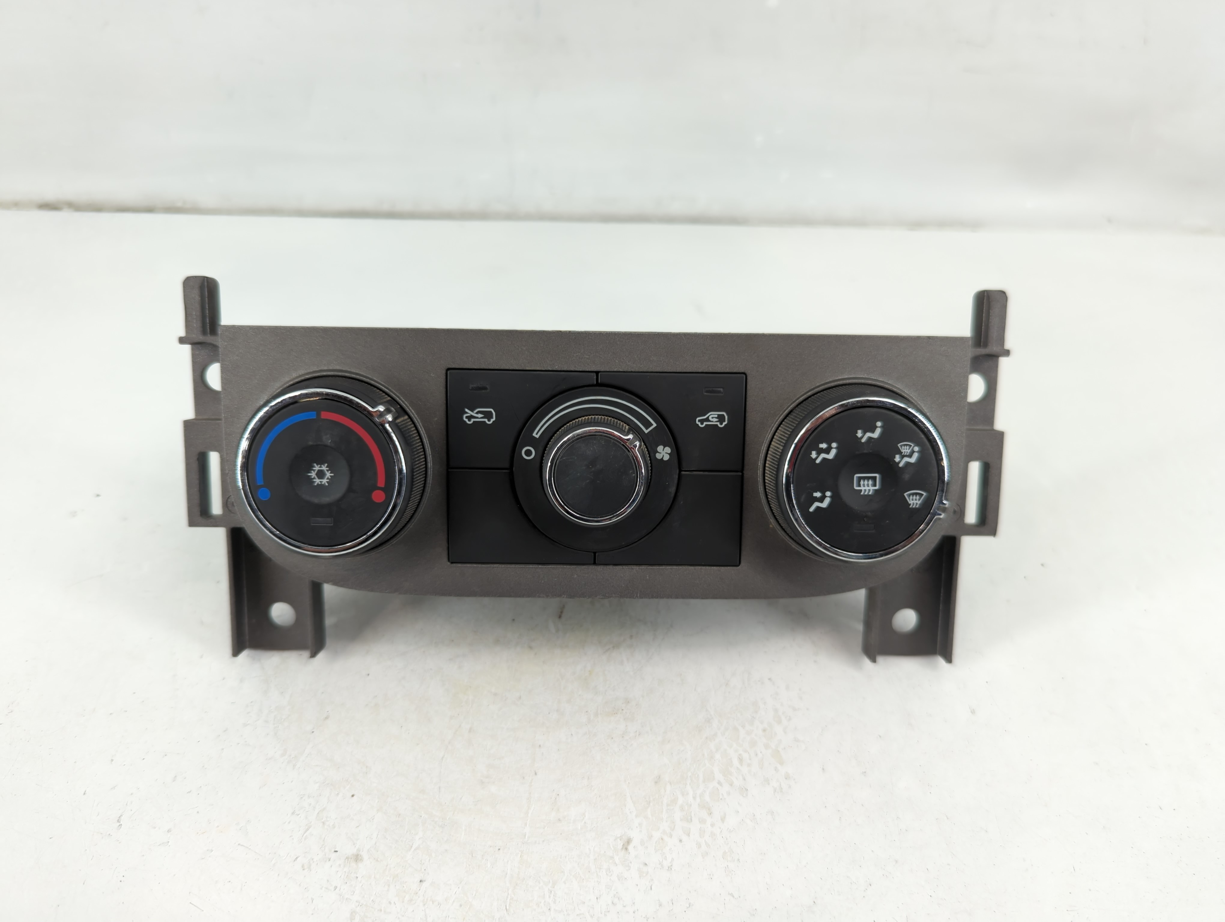 2007-2011 Chevrolet Hhr Ac Heater Climate Control 15873415 1105207 - Oemusedautoparts1.com
