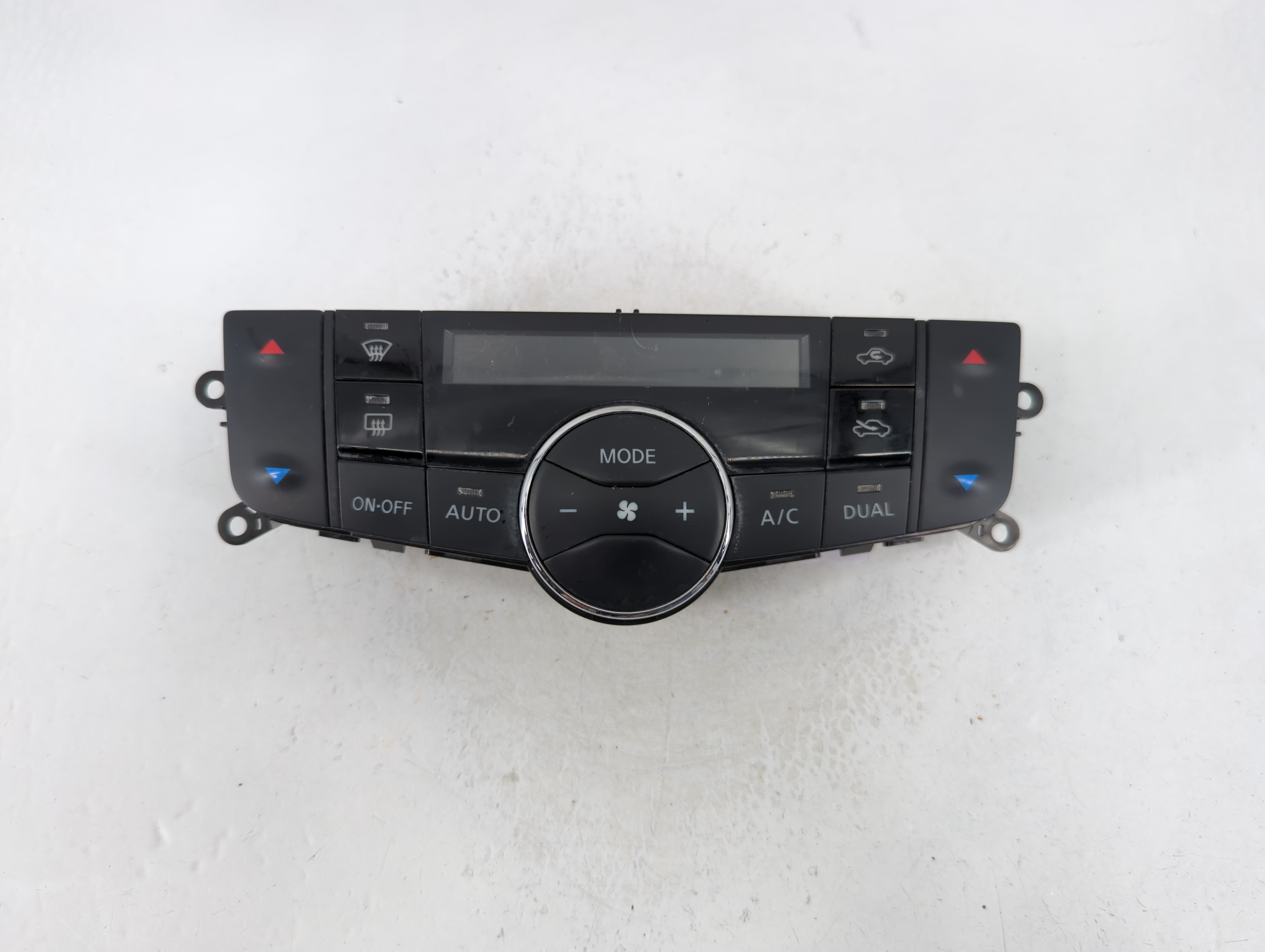 Picture of 2015-2019 Nissan Sentra Ac Heater Climate Control 27500 4at4a 1105242