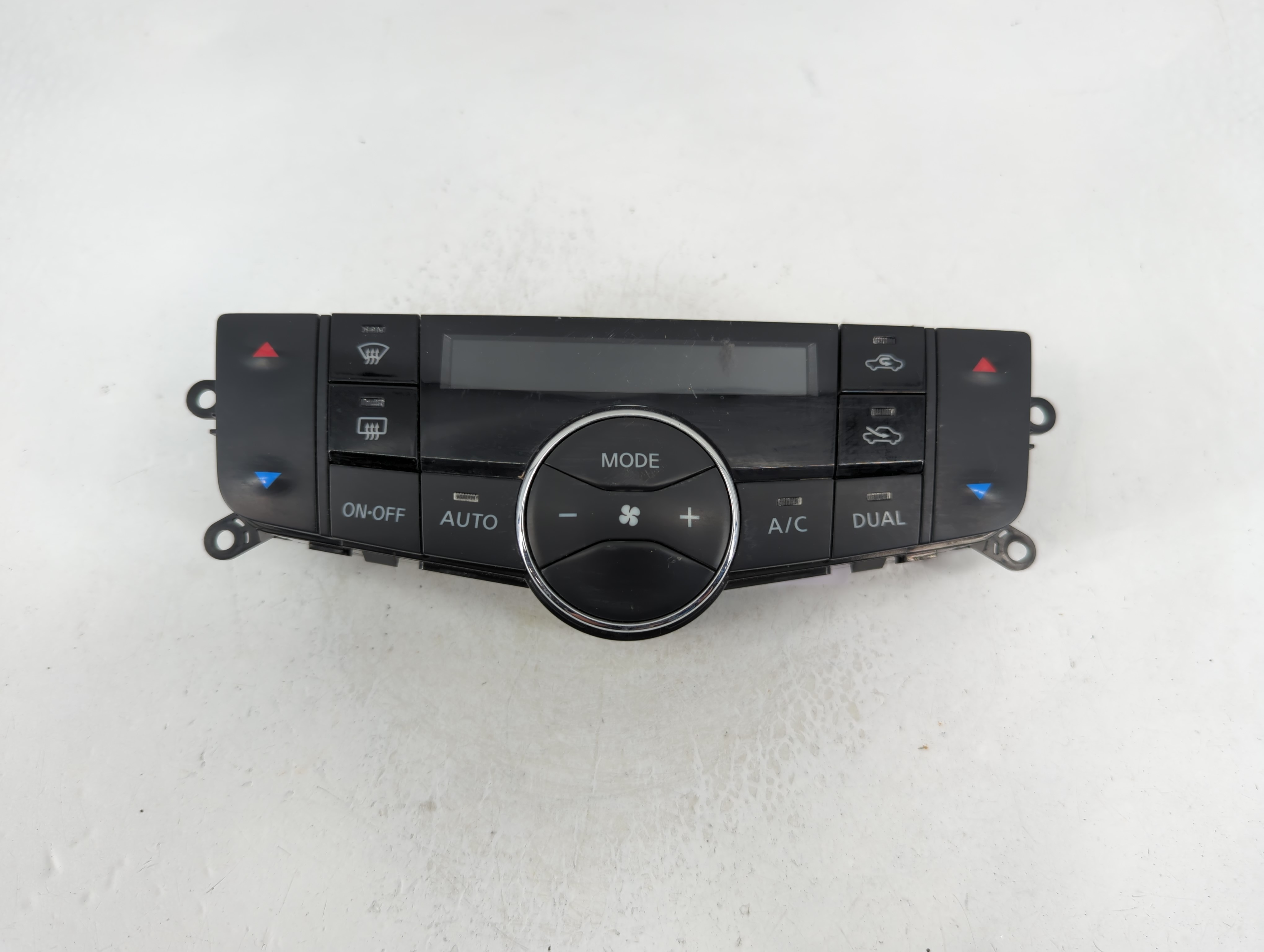 Picture of 2015-2019 Nissan Sentra Ac Heater Climate Control 27500 4at4a 1105248