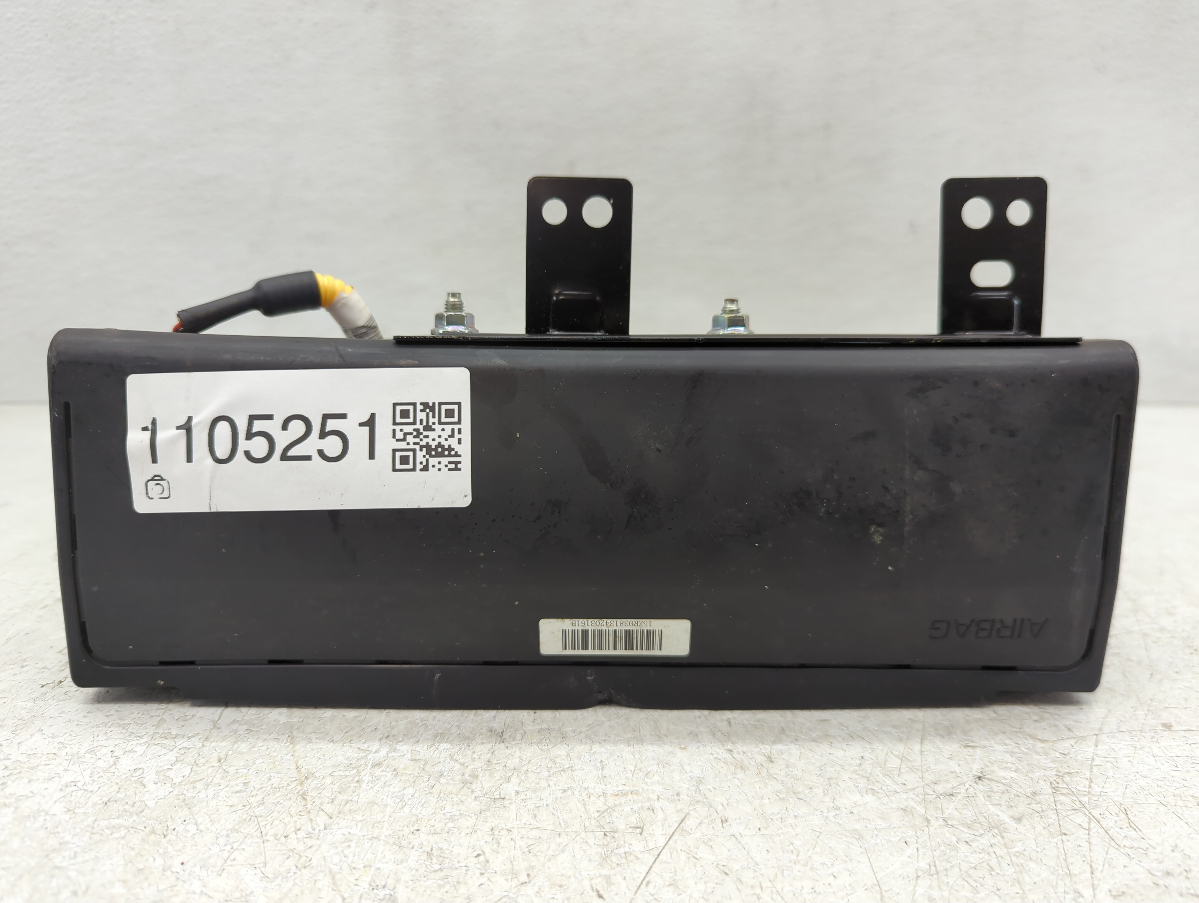 Picture of 2016-2020 Kia Optima Air Bag Driver Left Knee Oem 1105251