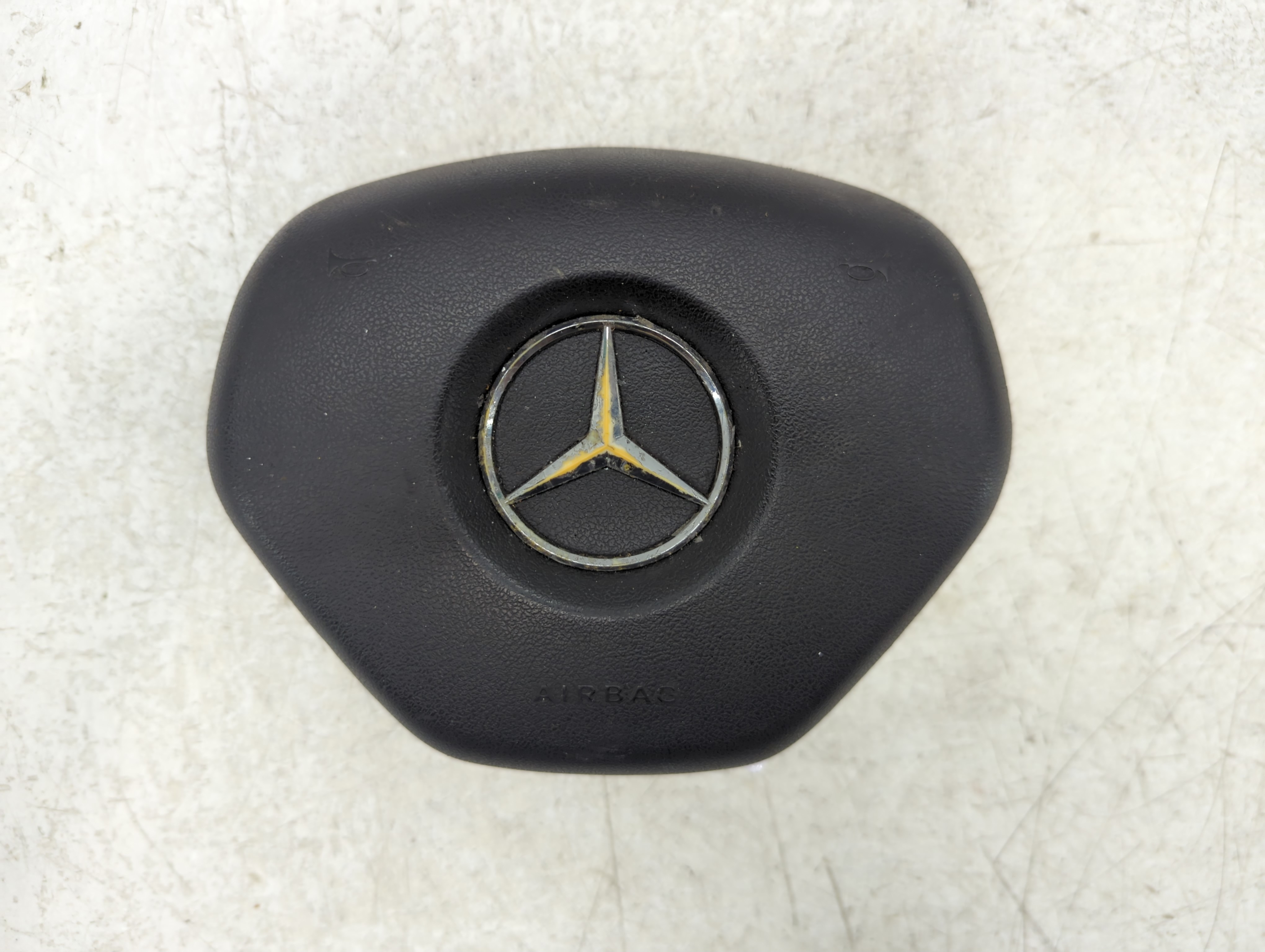 2014 Mercedes-benz Cla250 Air Bag Driver Left Steering Wheel Mounted 1105254 - Oemusedautoparts1.com
