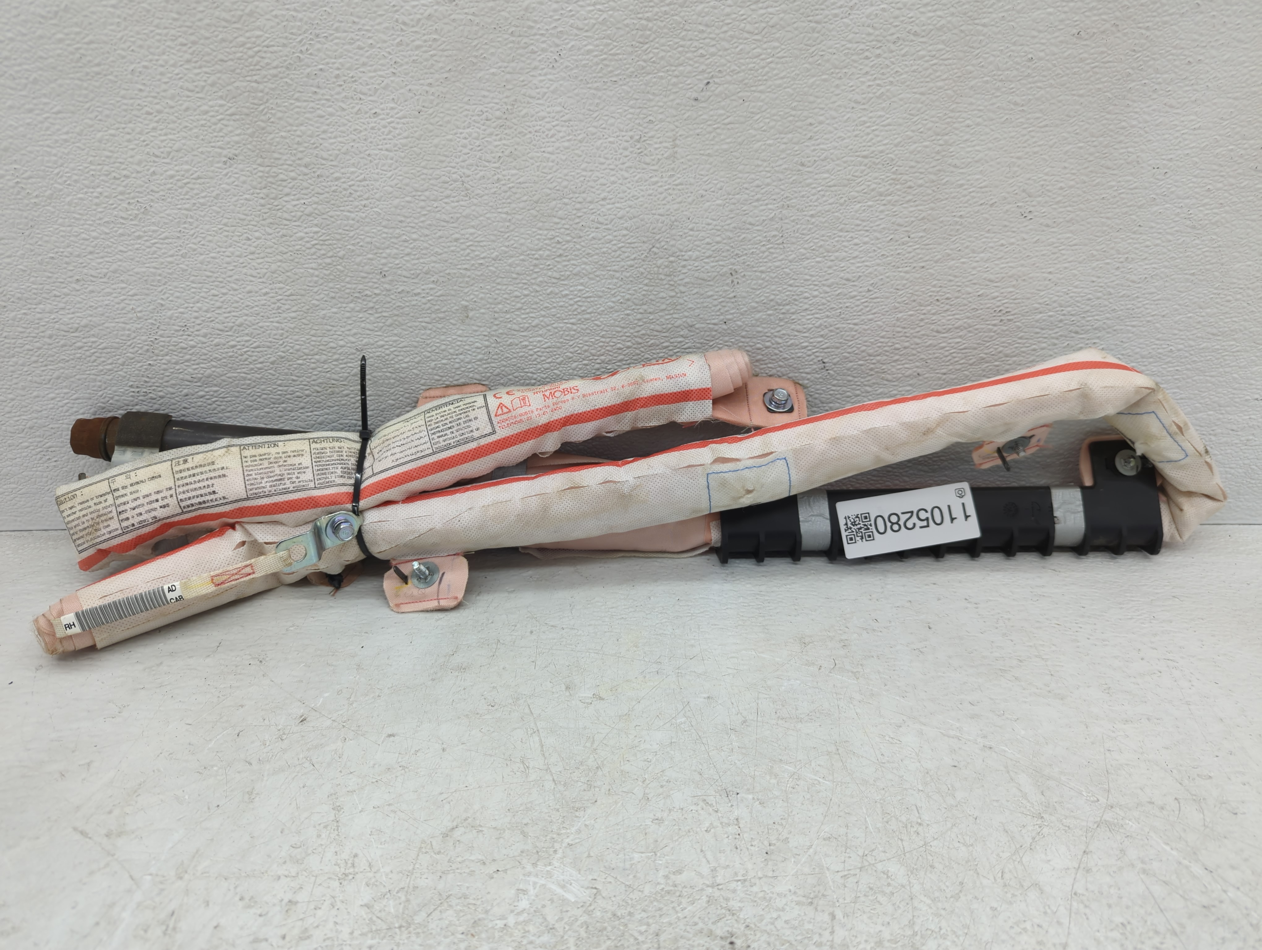 Picture of 2017-2020 Hyundai Elantra Air Bag Driver Left Knee Oem 1105280