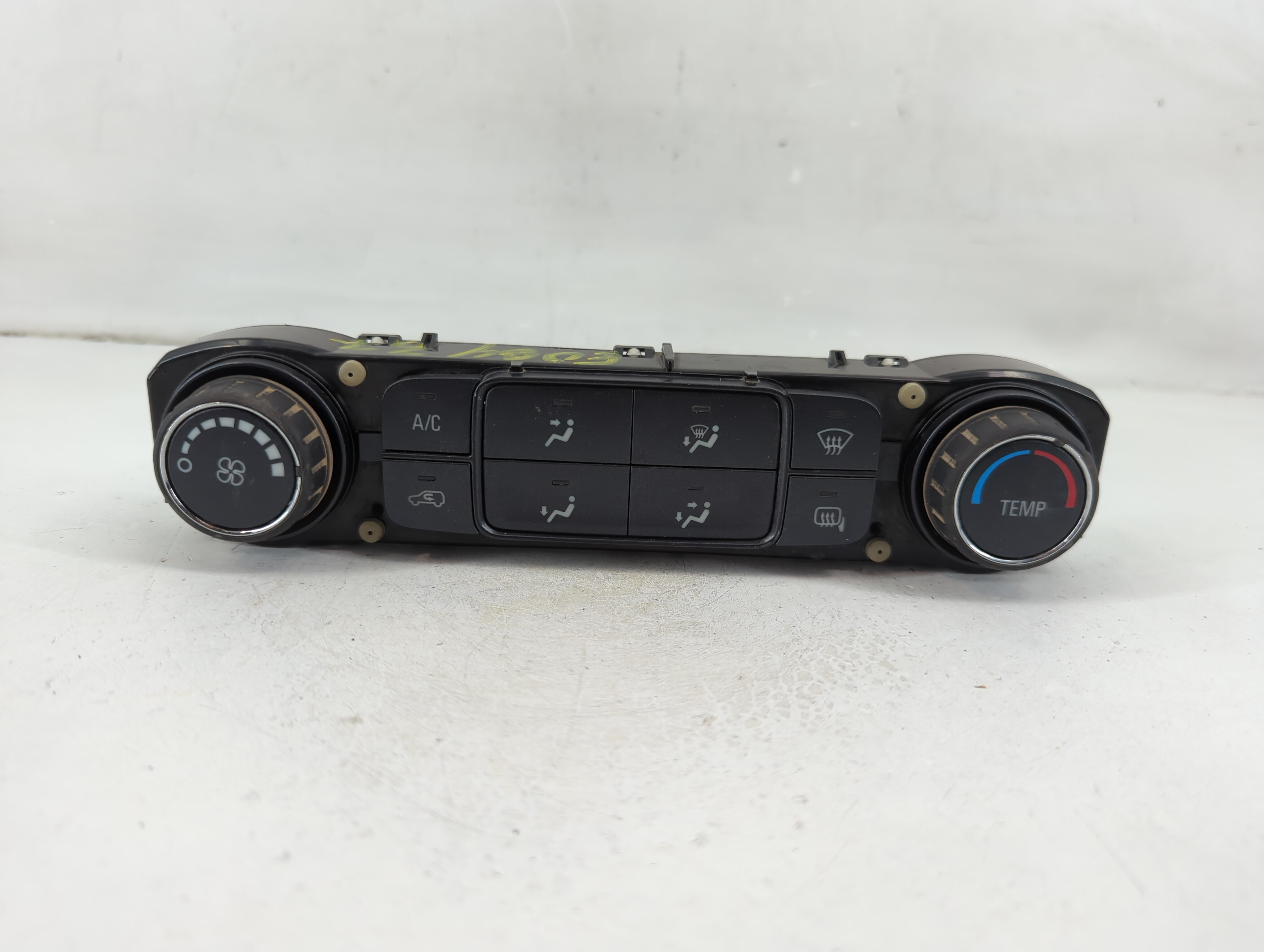 Picture of 2014-2019 Chevrolet Silverado 1500 Ac Heater Climate Control 23486621 1105290
