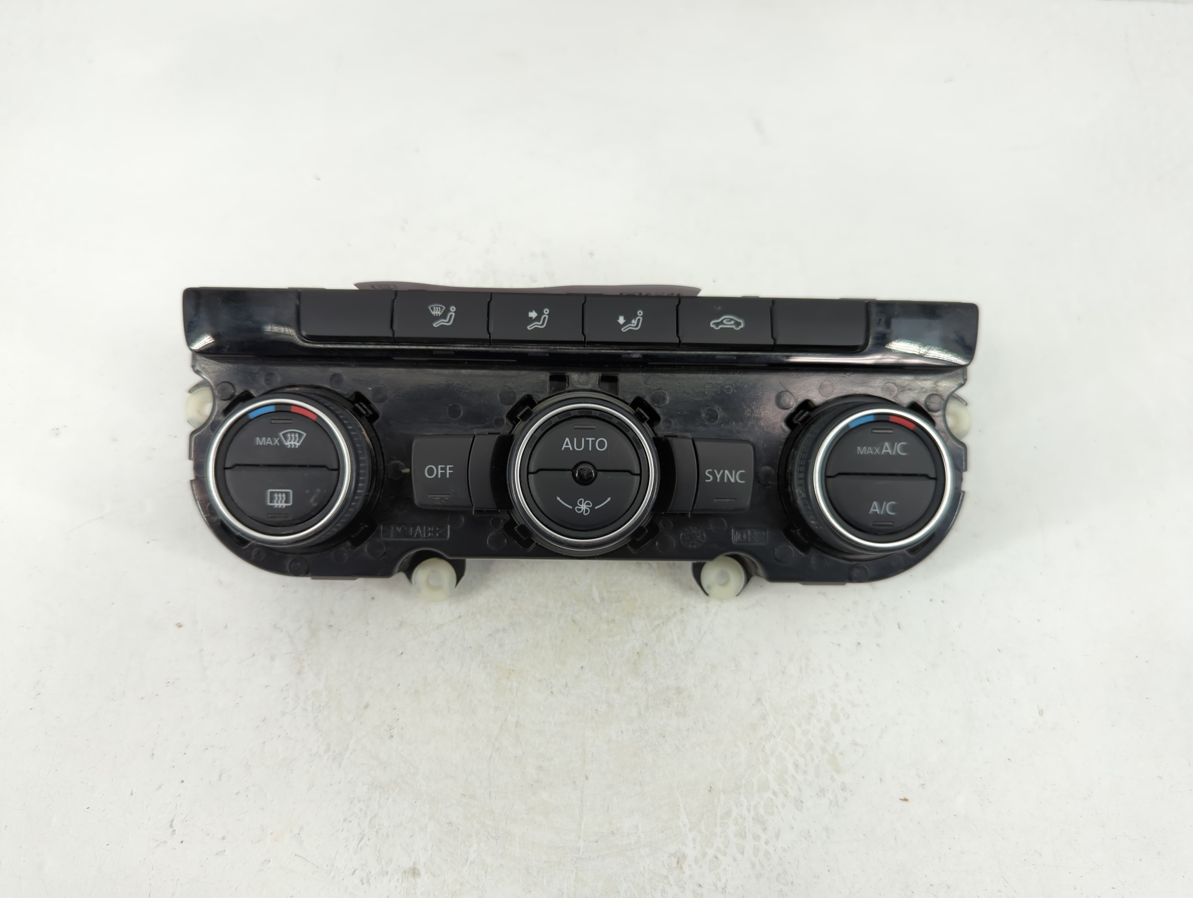 Picture of 2016-2018 Volkswagen Passat Ac Heater Climate Control 561 907 044be 1105294