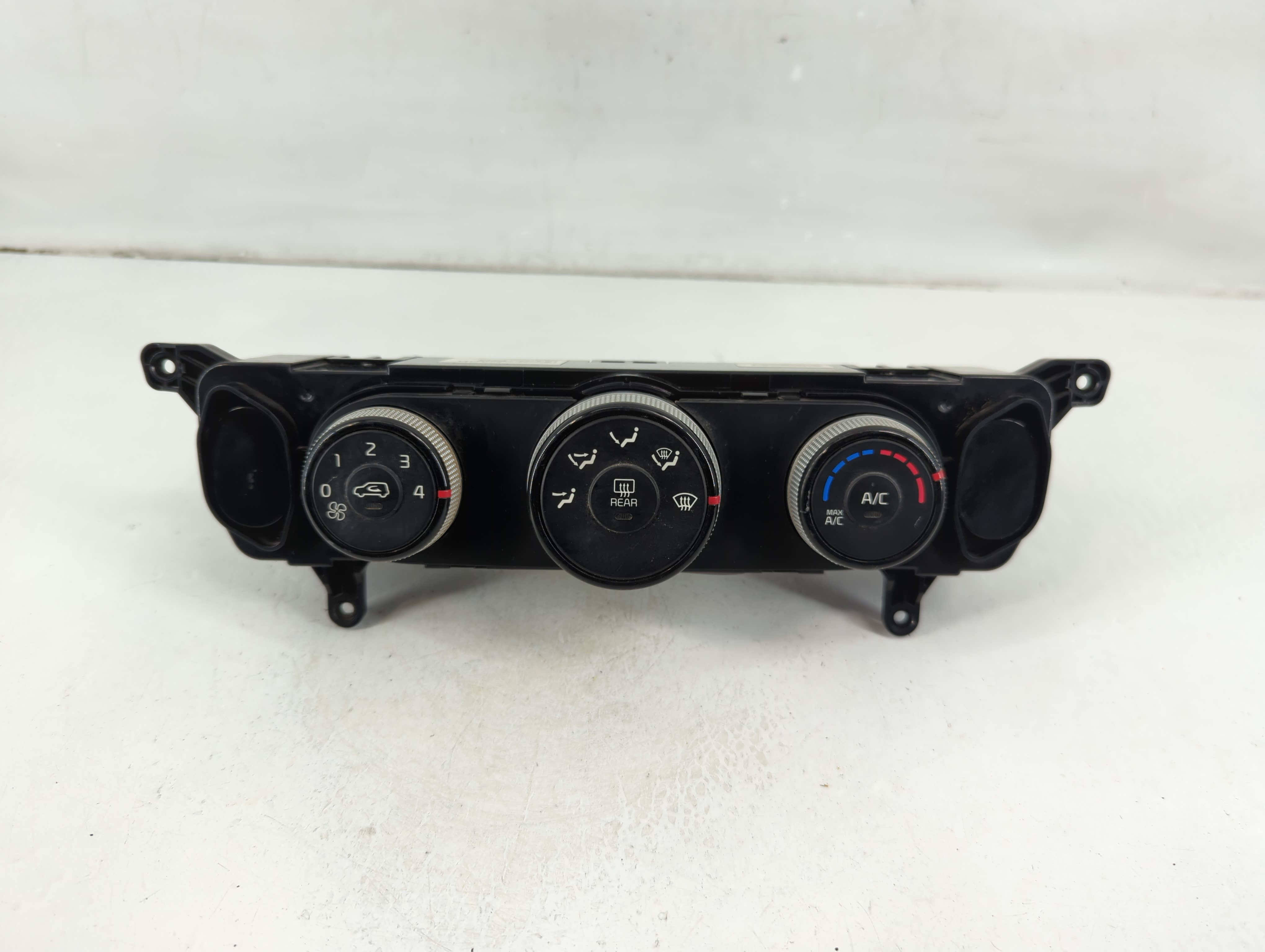 2014-2016 Kia Soul Ac Heater Climate Control 97250-b2as0as 1105346 - Oemusedautoparts1.com