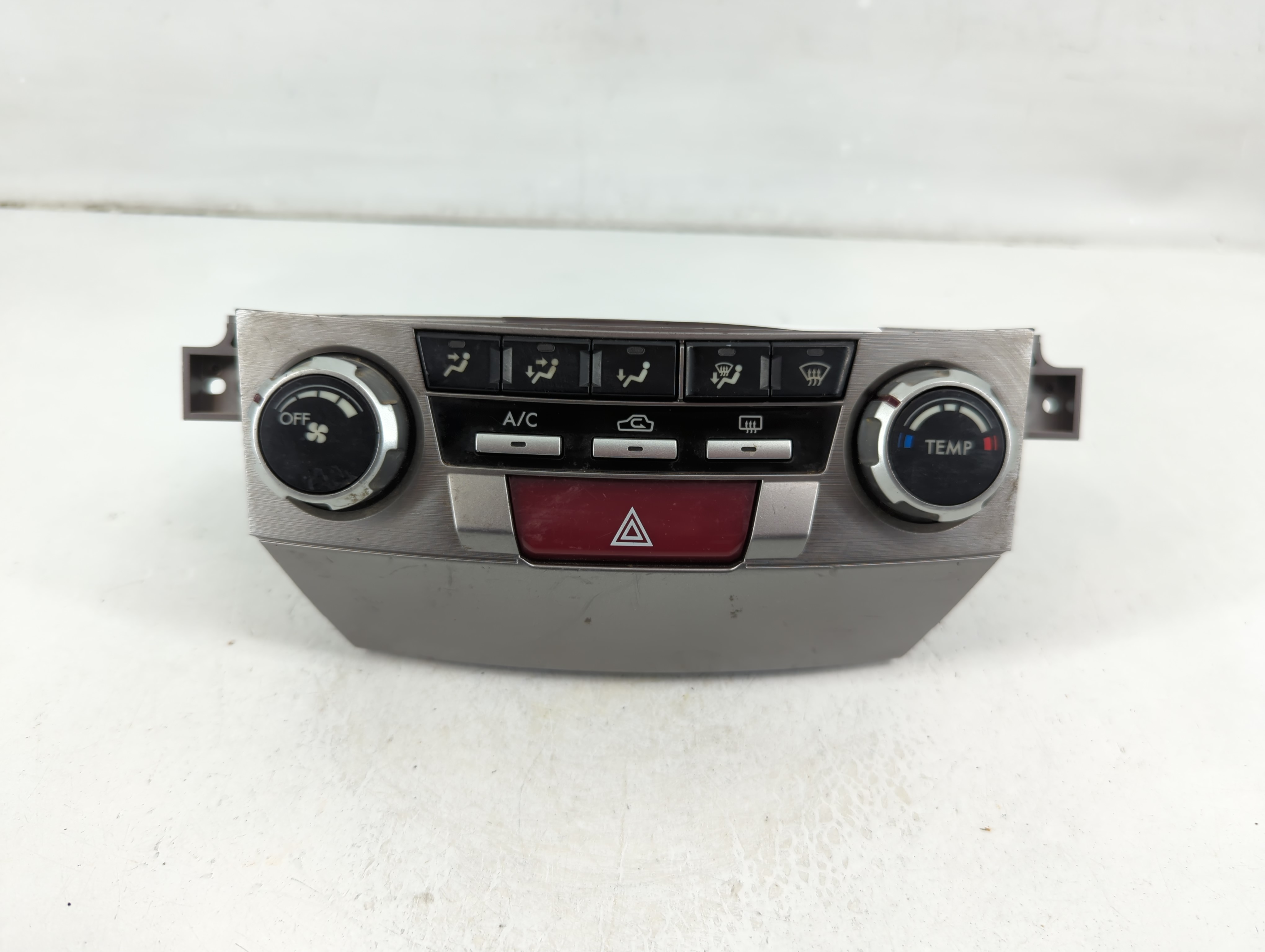 Picture of 2010-2014 Subaru Legacy Ac Heater Climate Control 72311aj08a 1105351