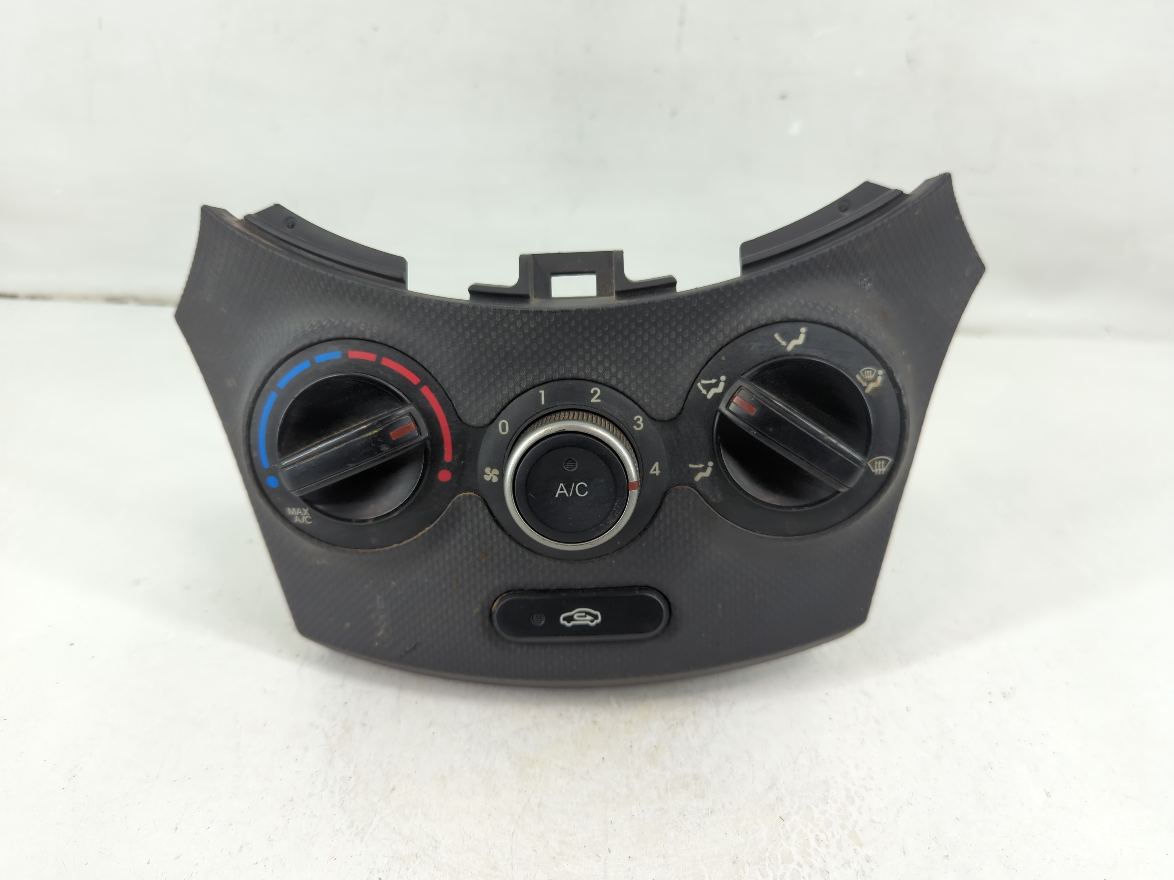 Picture of 2015-2017 Hyundai Accent Ac Heater Climate Control 97250-1rbl1 1105435