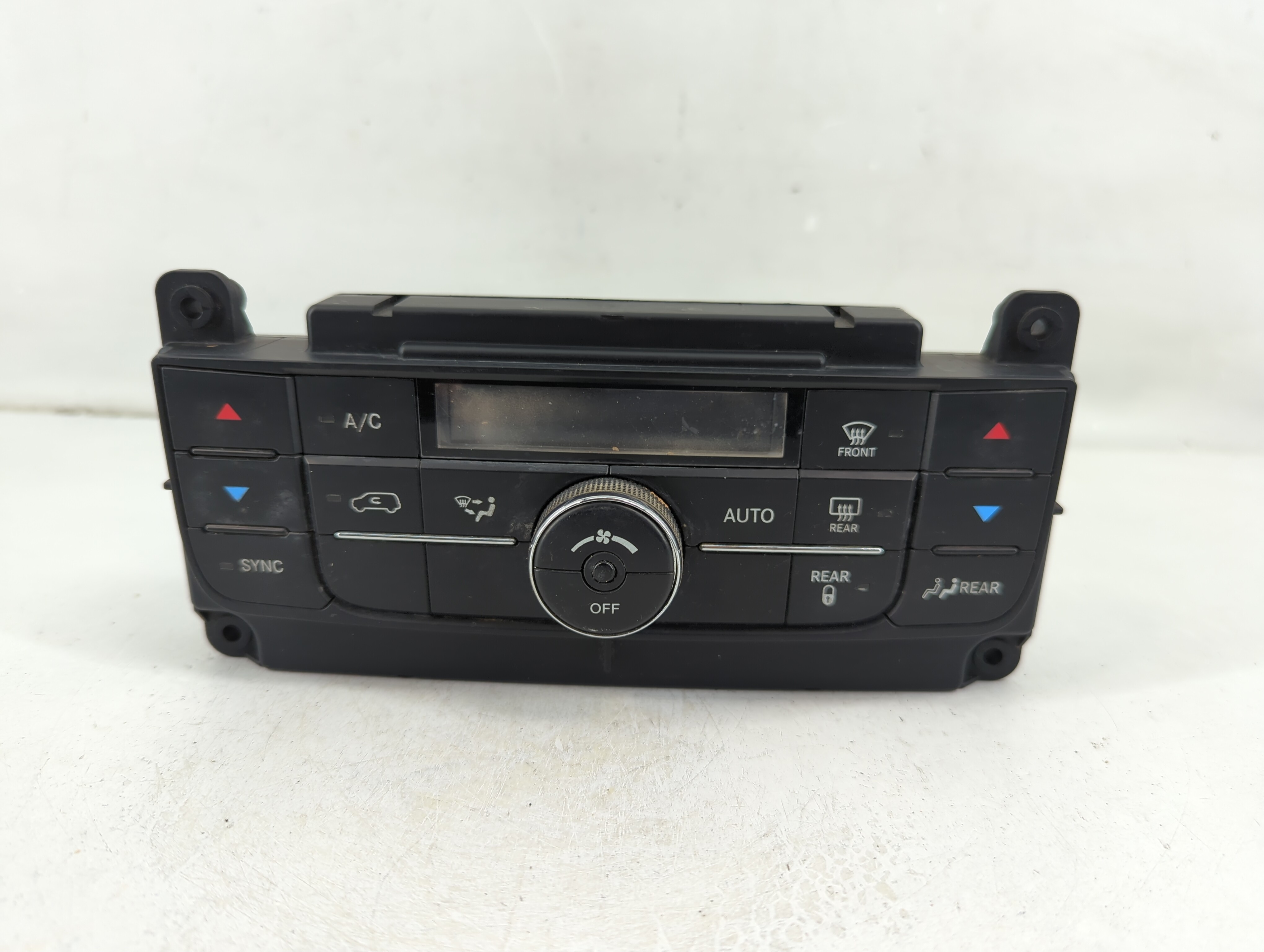 2011-2016 Chrysler Town & Country Ac Heater Climate Control 55111236af 1105449 - Oemusedautoparts1.com