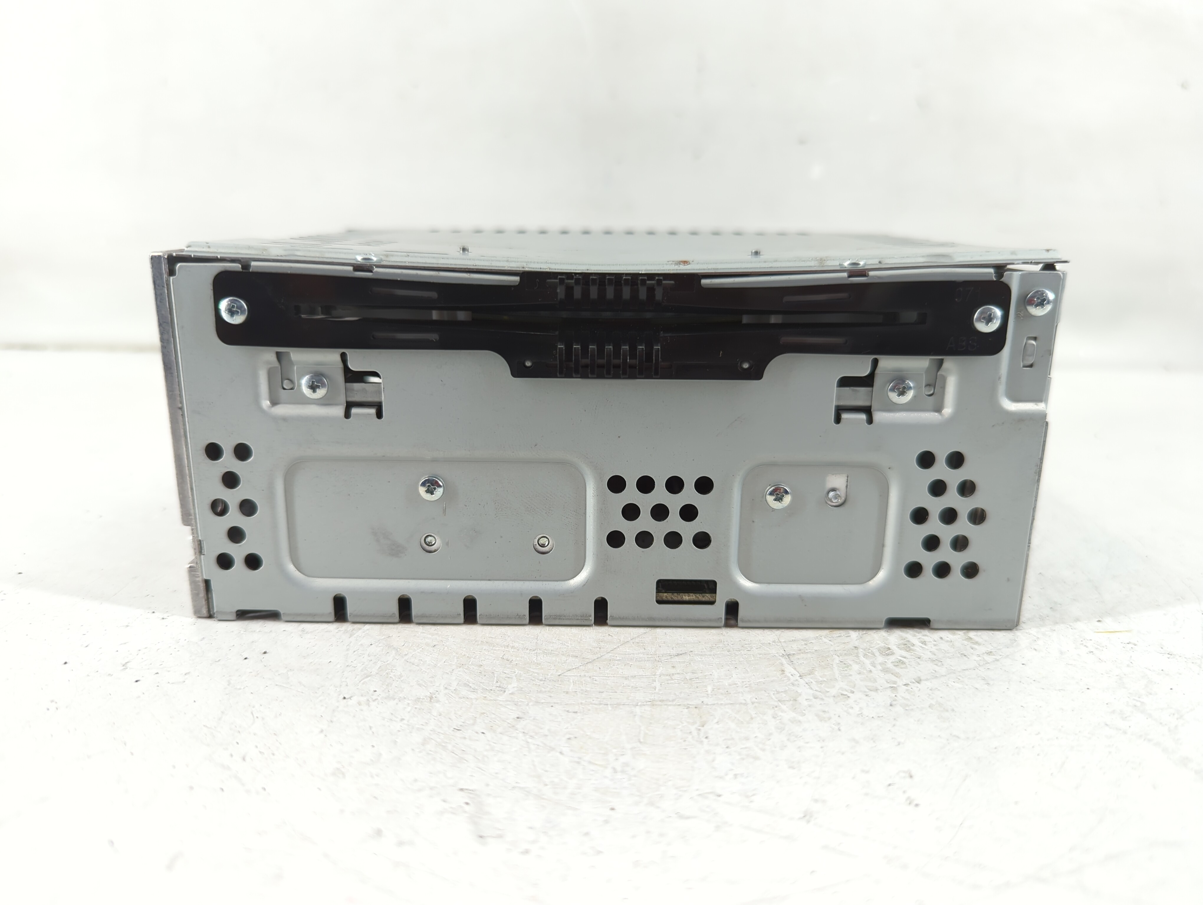 2014-2015 Ford Fusion Am Fm Cd Player Radio Receiver 1105460 - Oemusedautoparts1.com
