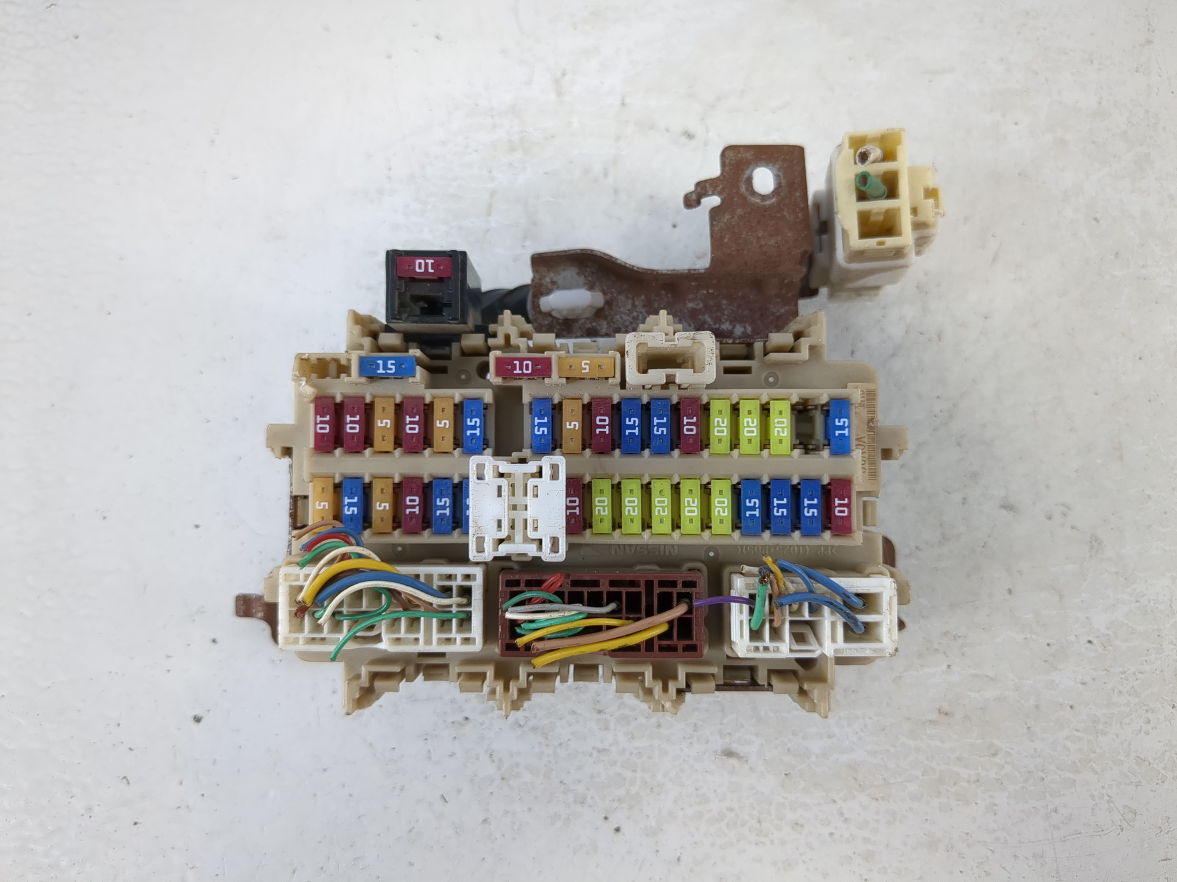2014-2014 Nissan Pathfinder Fusebox Fuse Box Relay Module 4233 Na2 1105475 - Oemusedautoparts1.com