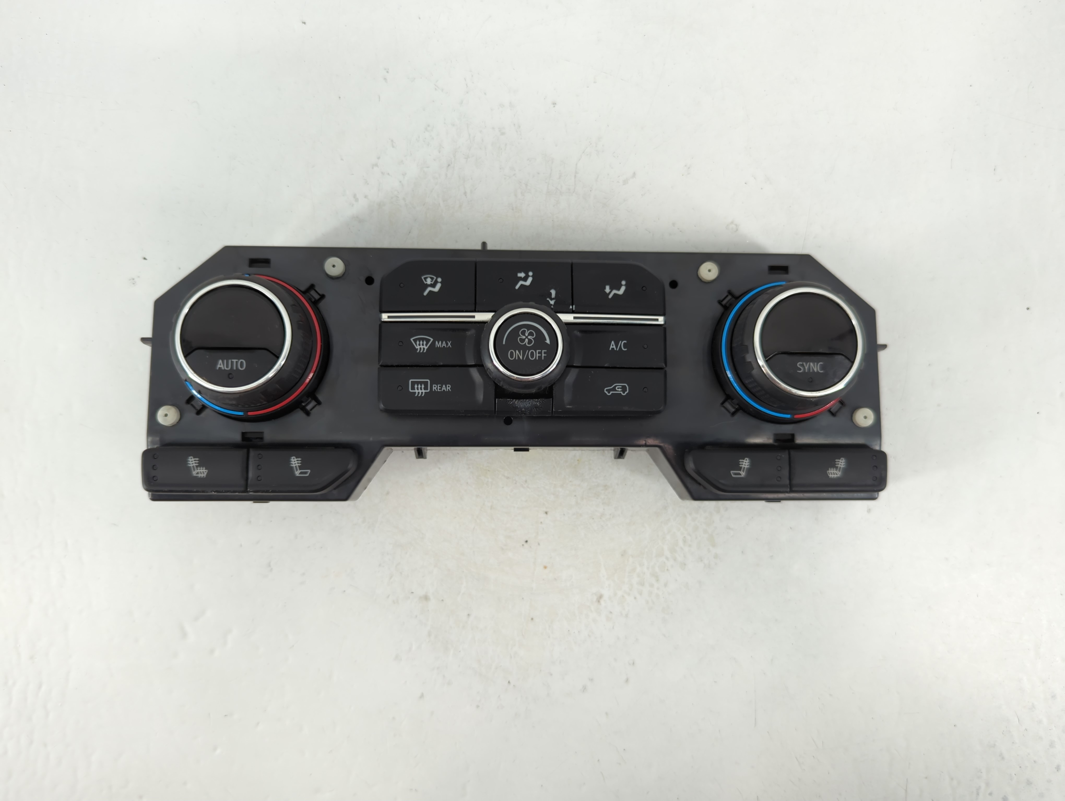 2020-2022 Chevrolet Silverado 1500 Ac Heater Climate Control 84692241 1105500 - Oemusedautoparts1.com