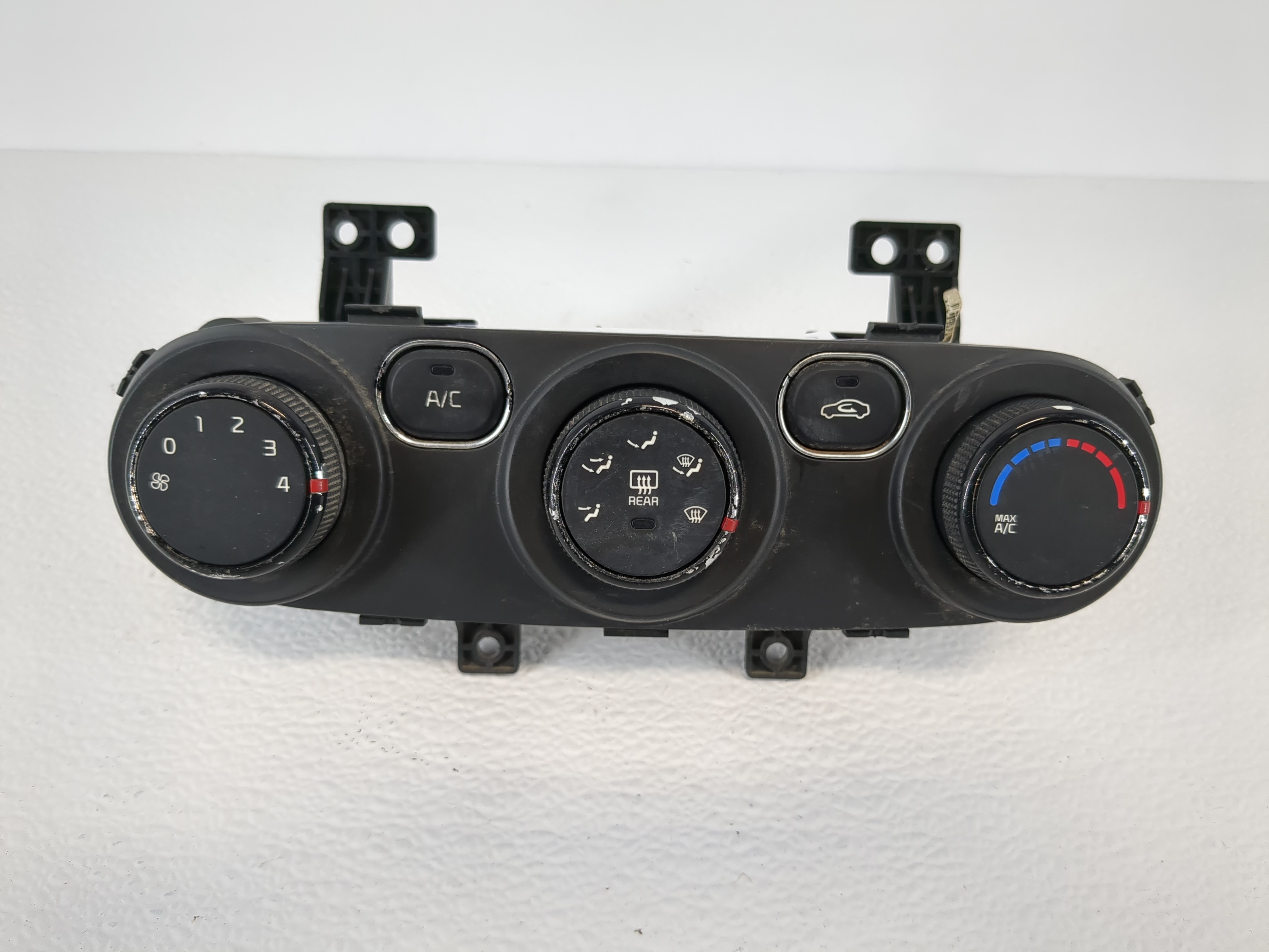 Picture of 2017-2018 Kia Forte Ac Heater Climate Control 97250-b0aa0 1105576