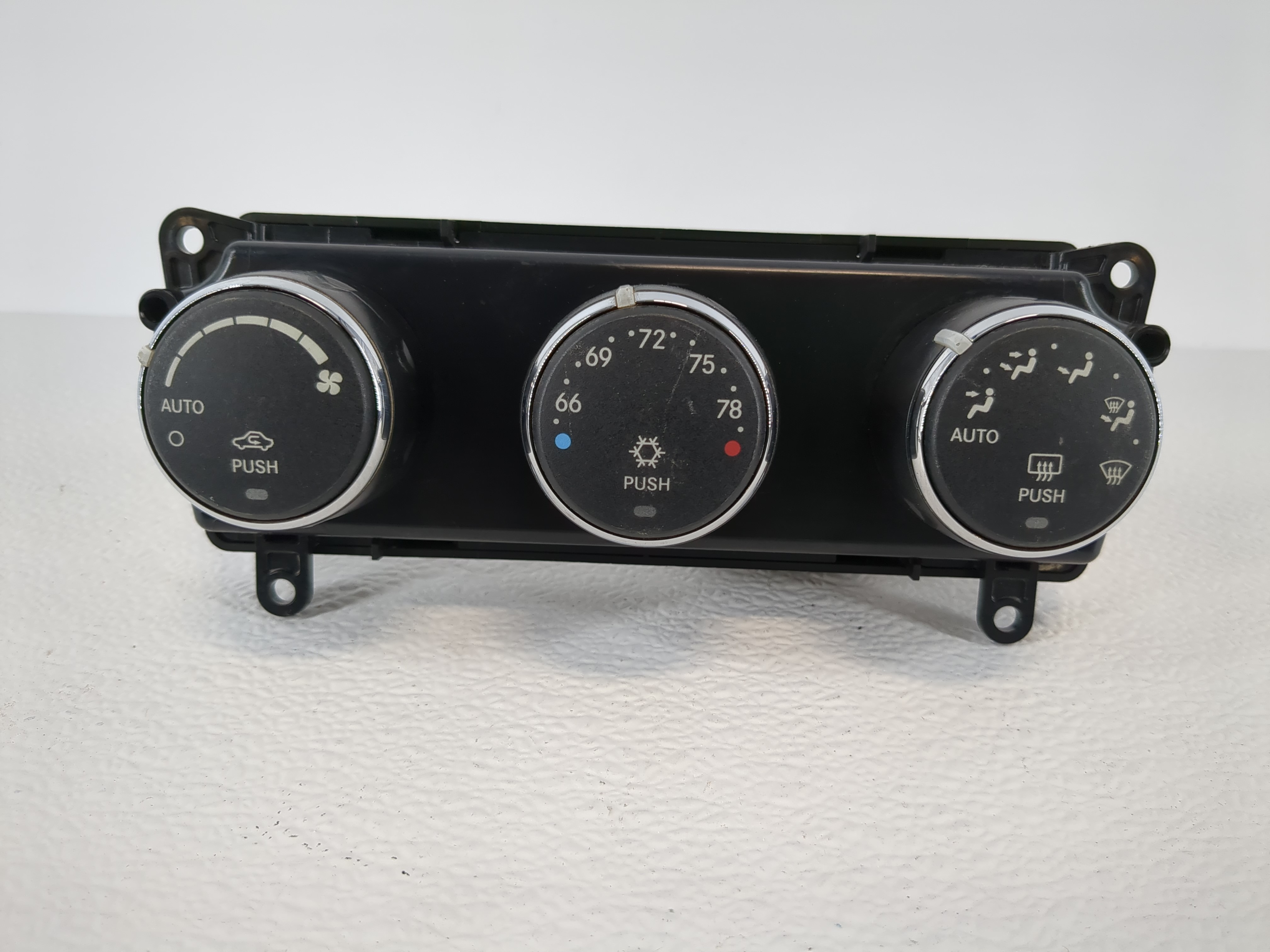 Picture of 2011-2014 Chrysler 200 Ac Heater Climate Control 1105577