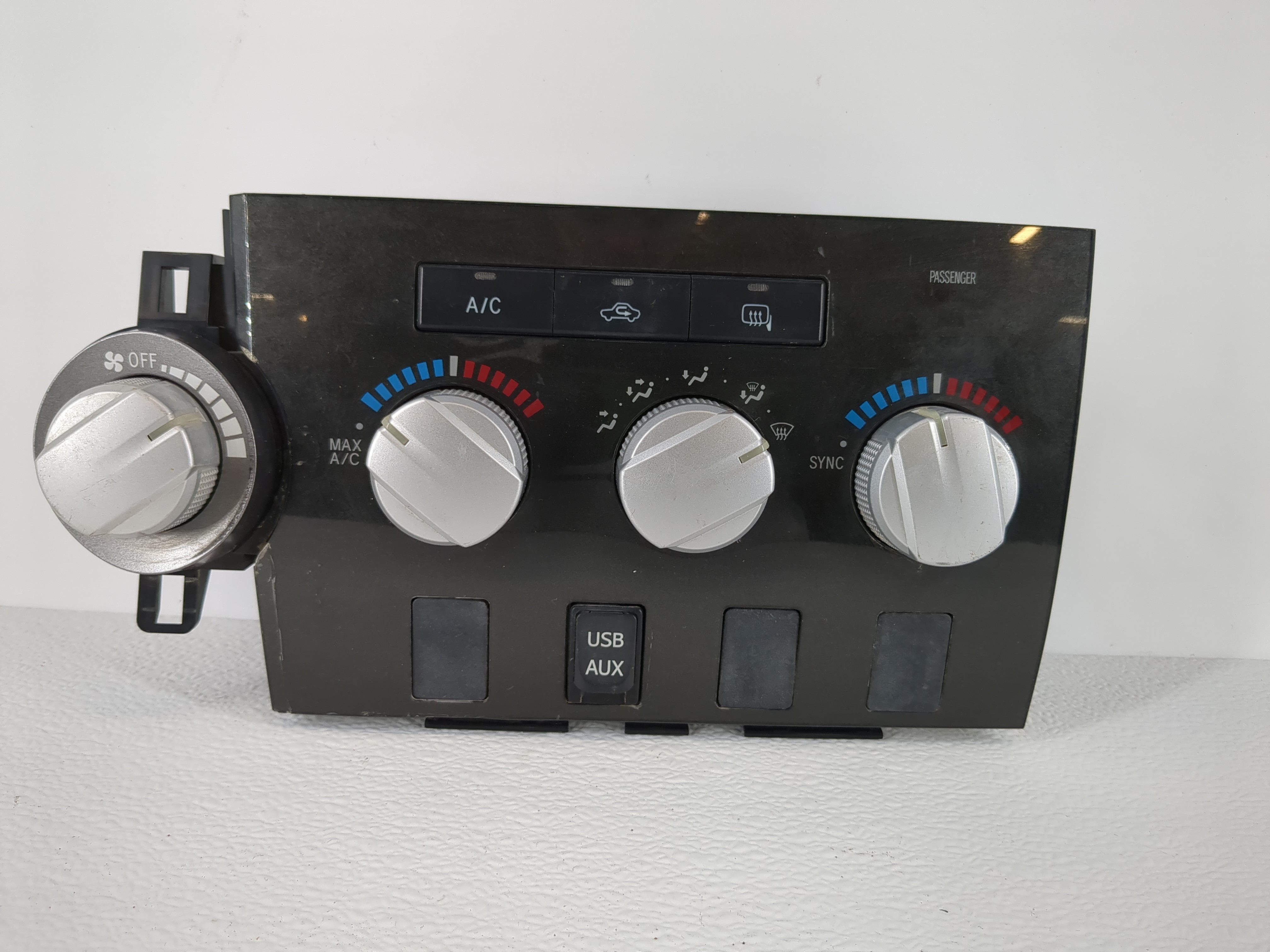Picture of 2010-2012 Toyota Tundra Ac Heater Climate Control 84010-0cc80 1105580